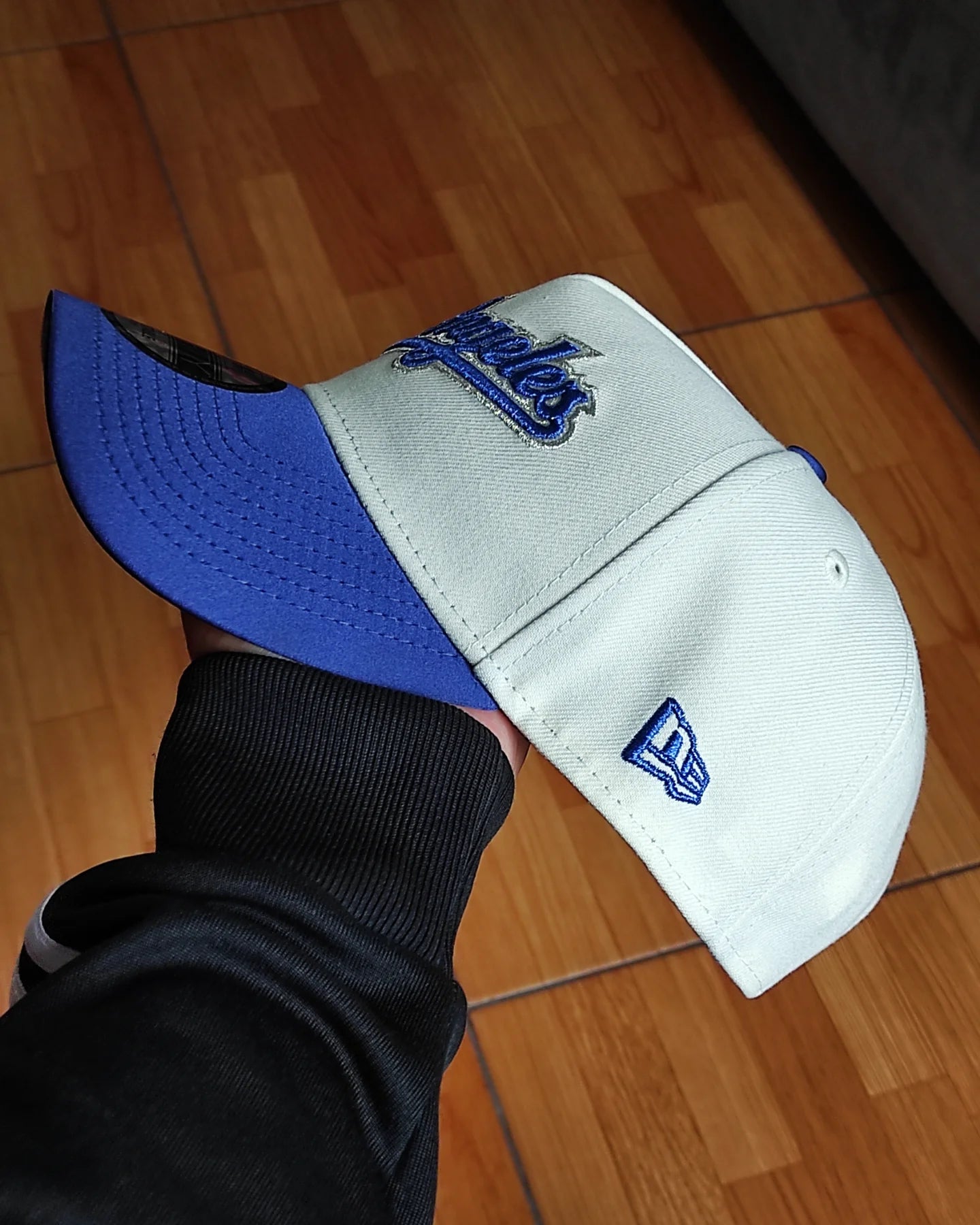 New Era Los Angeles Dodgers Chrome víscera Satinada Two Tone A Frame 9Forty Snapback Hat