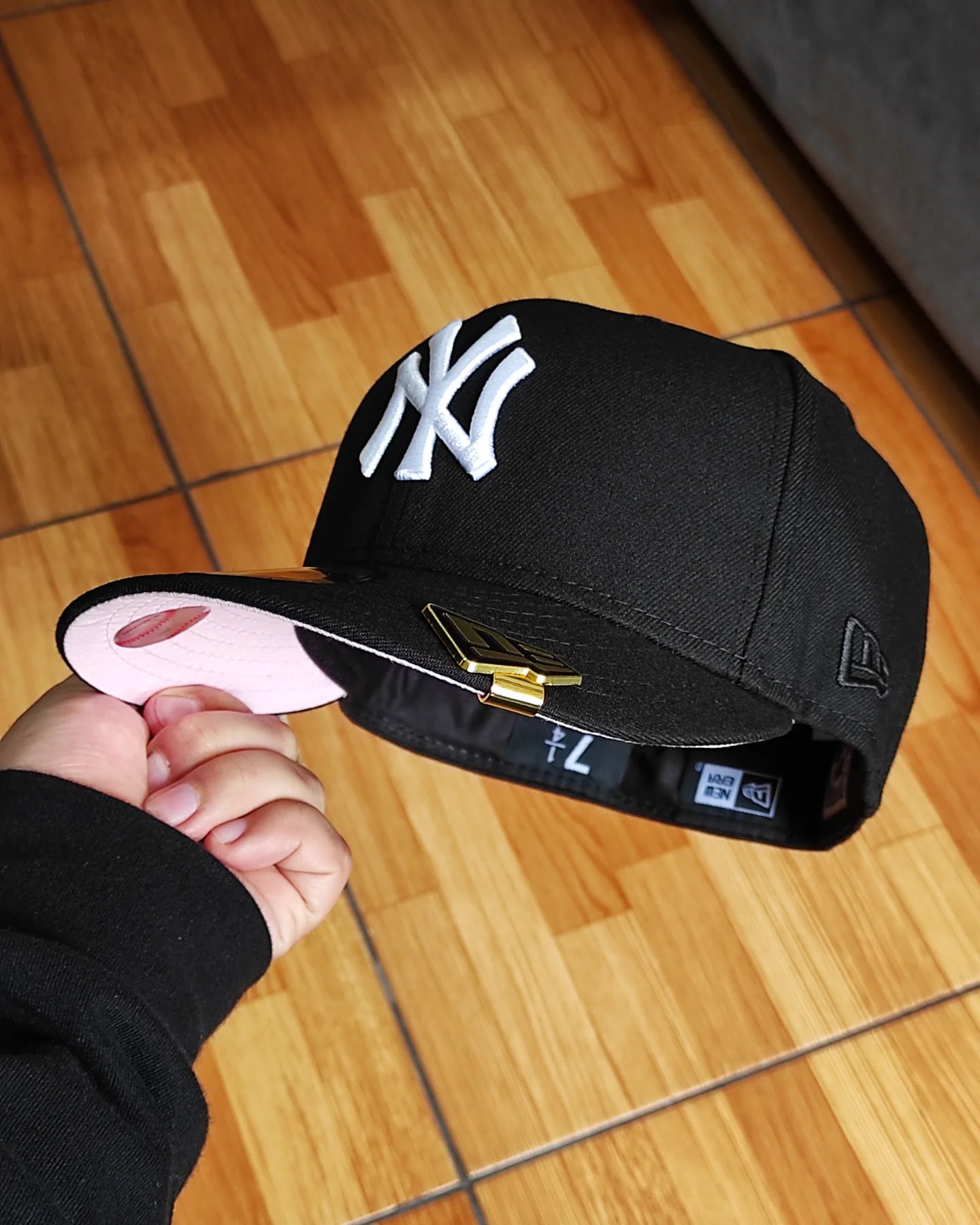 New Era New York Yankees World series 1999 black / pink  59fifty fitted