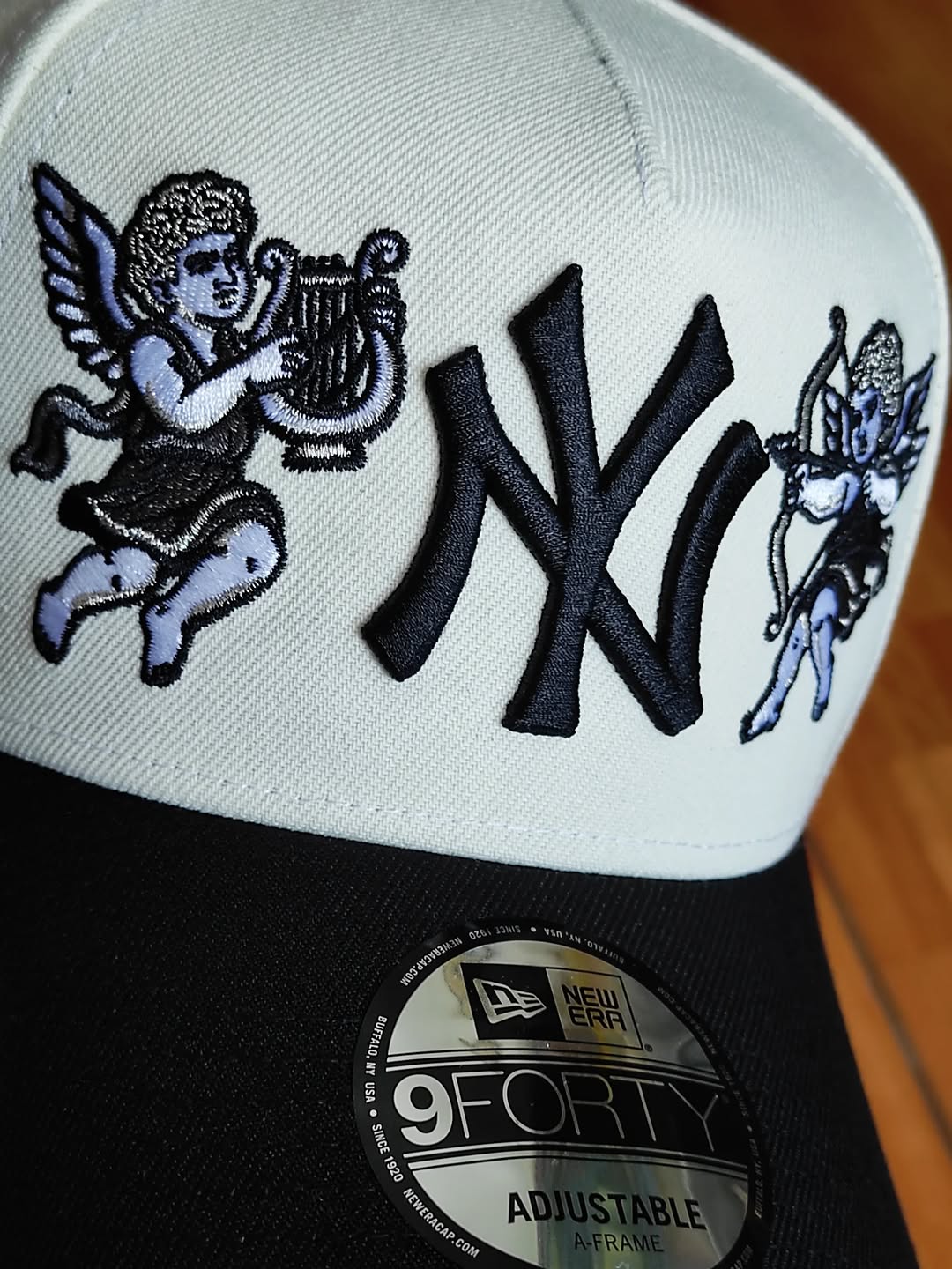 New Era New York Yankees Cupid 🏹 9FORTY A-FRAME hat