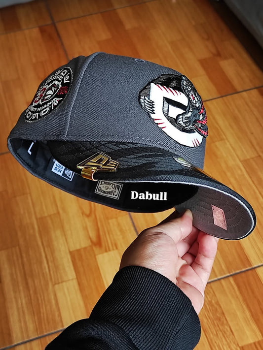 New Era Vancouver Grizzlies 30 Seasons Dark Gray Glow In The Dark Edition 59Fifty Fitted Hat