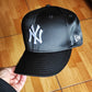 New Era New York Yankees World Series satinada black edition 9FIFTY SNAPBACK