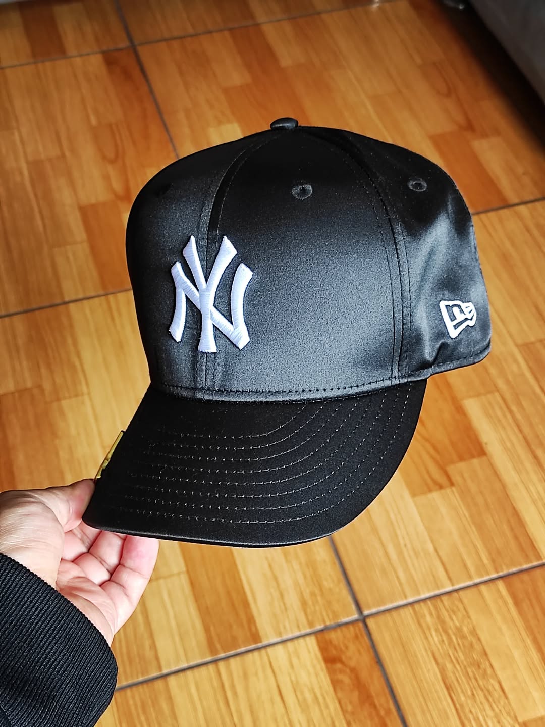 New Era New York Yankees World Series satinada black edition 9FIFTY SNAPBACK