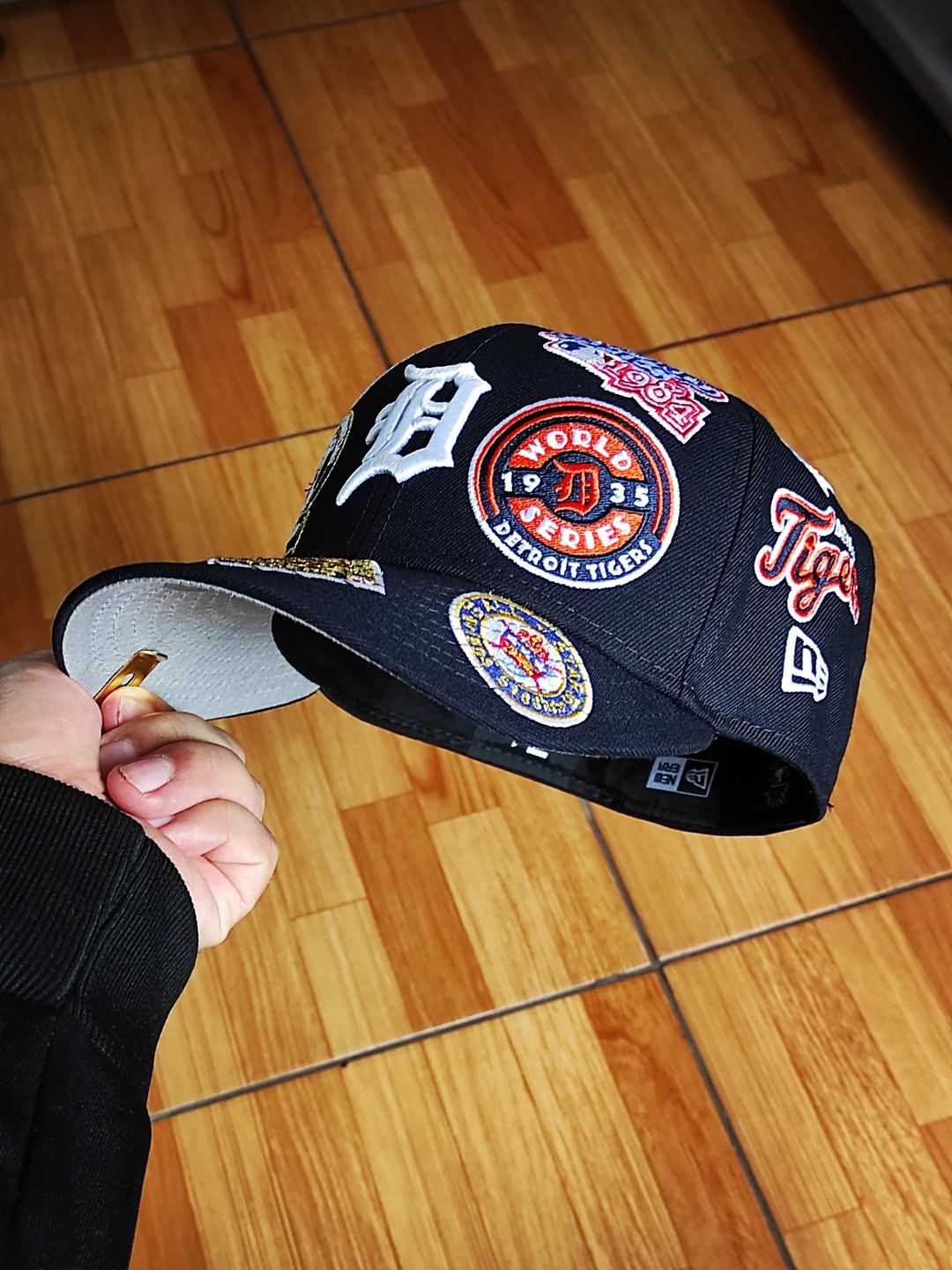 Navy Blue Detroit Tigers All Over Logo Gray Bottom 59FIFTY New Era Fitted