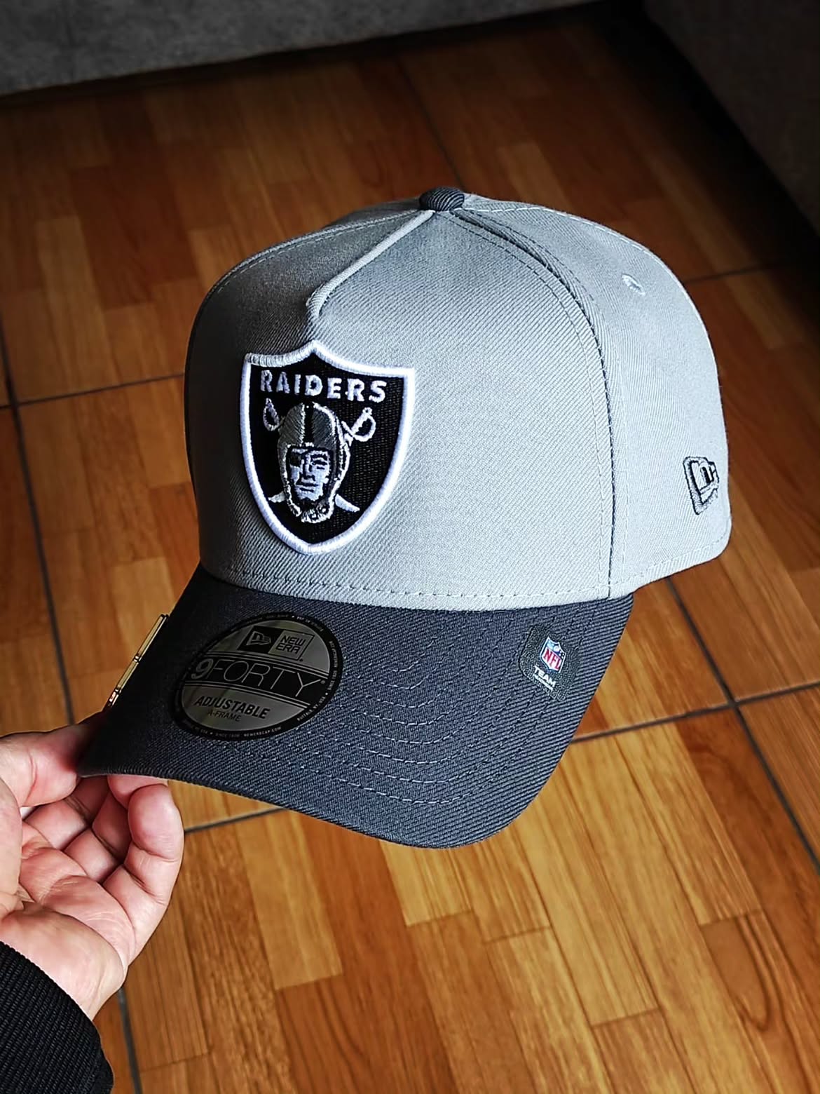 New Era Las Vegas Raiders Super Bowl Champions Gray Two Tone Edition 9Forty A Frame Snapback Hat