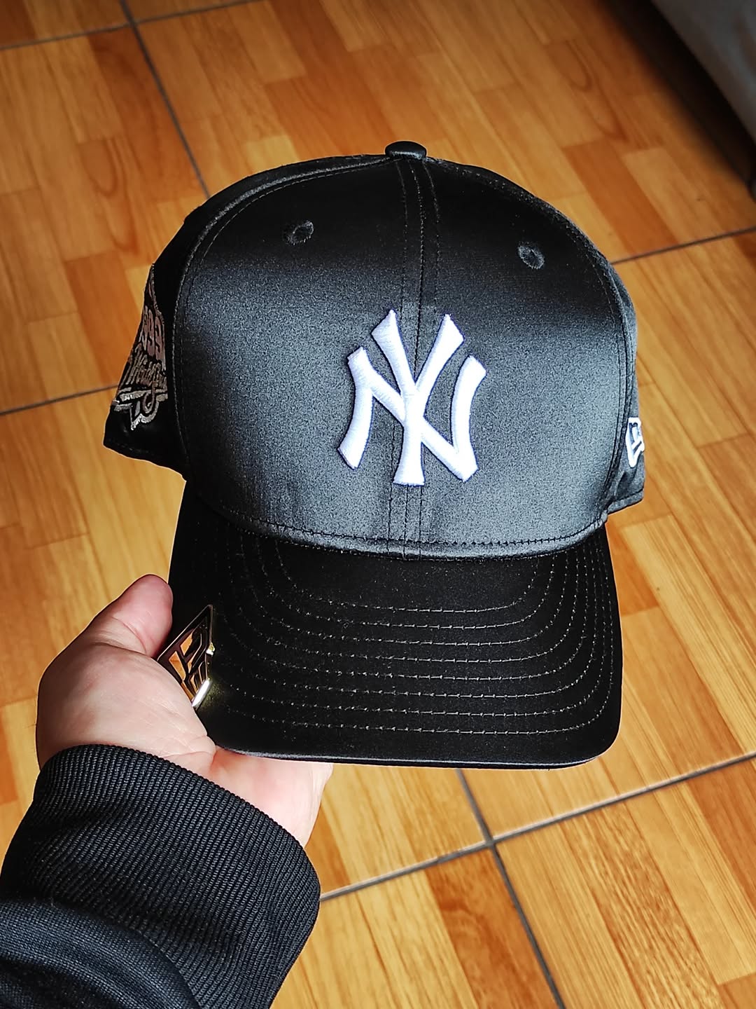 New Era New York Yankees World Series satinada black edition 9FIFTY SNAPBACK
