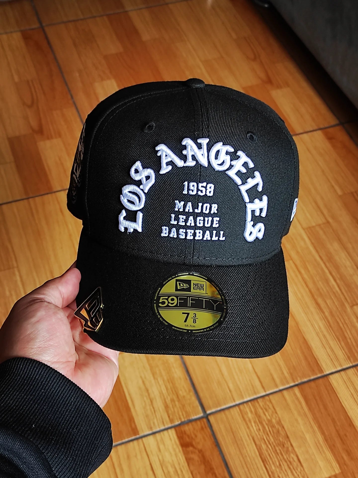 New Era Los Angeles Dodgers SKULL 💀 Chrome Black edition 59fifty fitted