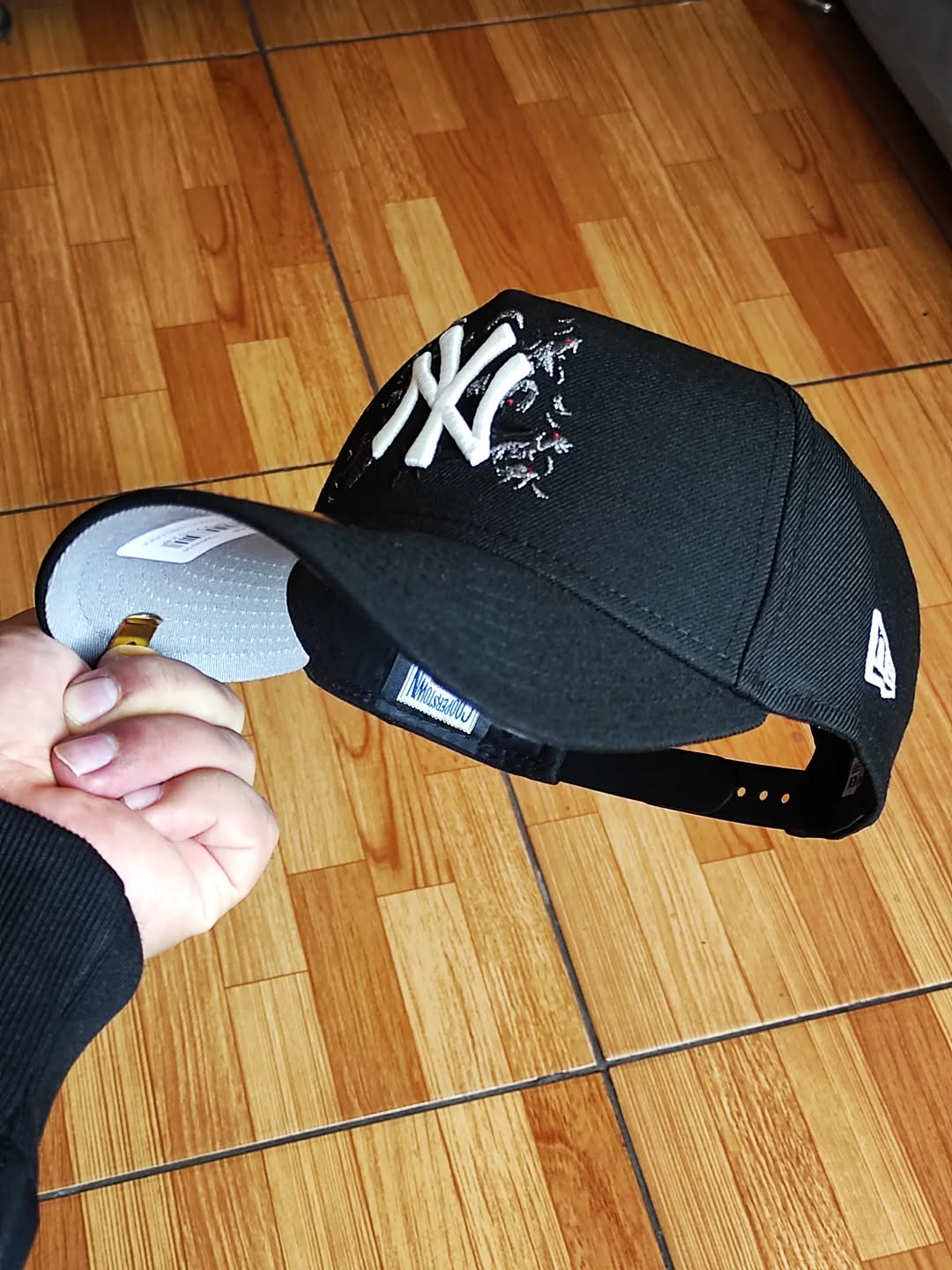 New Era New York Yankees Subway Series 2000 Black Prime Edition 9Forty A Frame Snapback glow 🔦 brilla en la oscuridad
