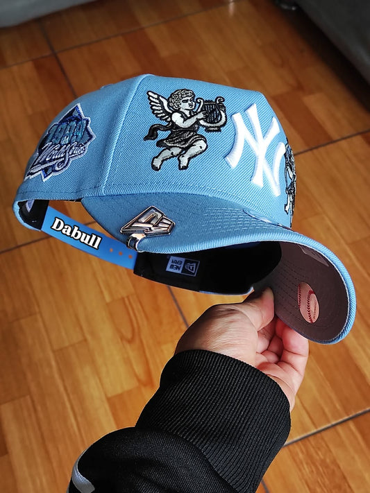 New Era New York Yankees cupid 🏹  sky 9FORTY A-FRAME Snapback