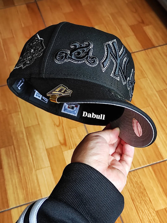 NEW ERA NEW YORK YANKEES WORLD SERIES 1999 METALIC BLACK 59FIFTY