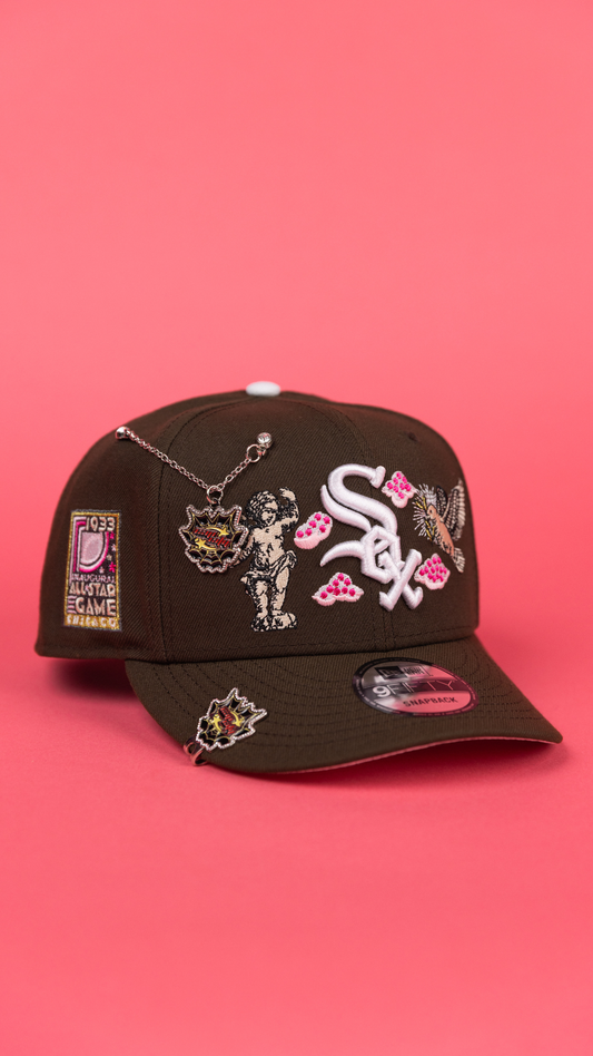 New Era Exclusiva 9FIFTY Marron Chicago White Sox  All Star Game side patch uv pink
