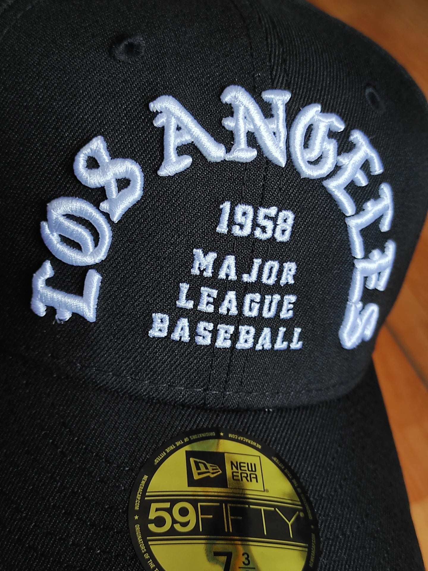 New Era Los Angeles Dodgers SKULL 💀 Chrome Black edition 59fifty fitted