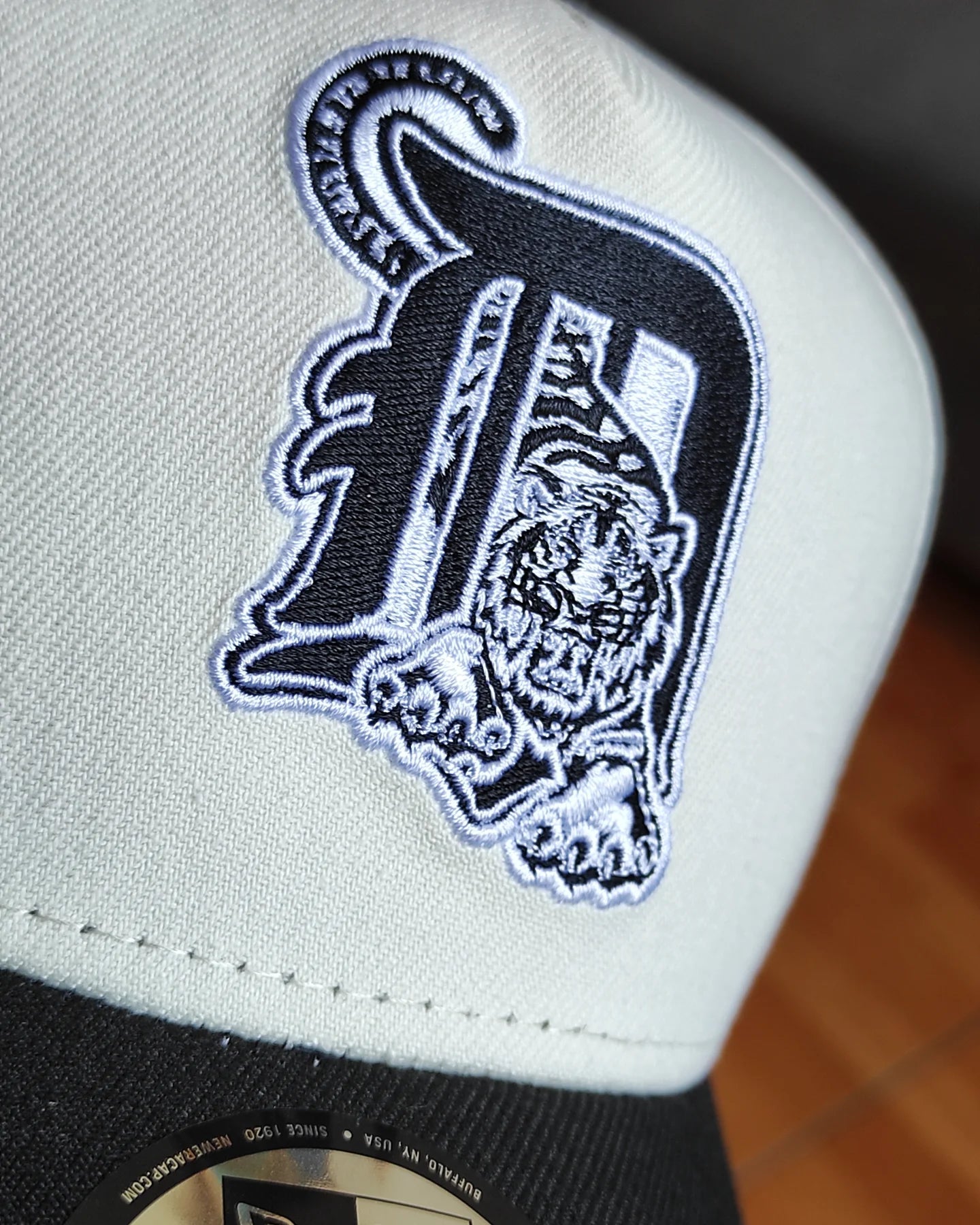New Era Detroit Tigers  Chrome black  9 FORTY A-FRAME
