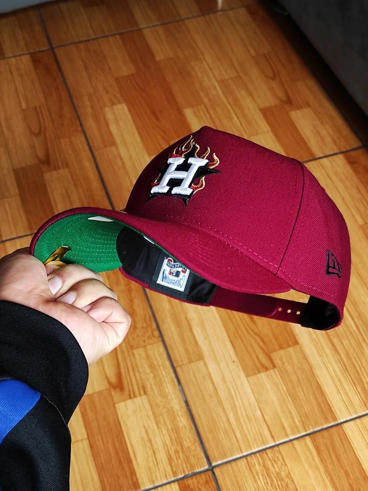 New Era Houston Astros flame 🔥Edition 9Forty A Frame Snapback