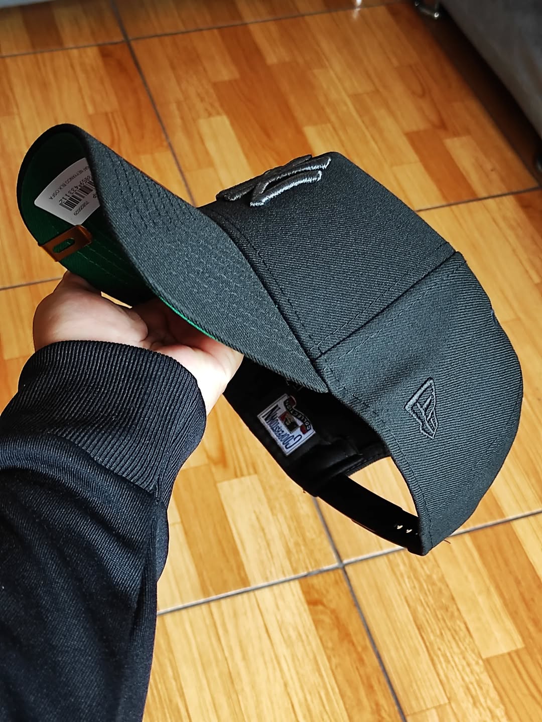 New Era New York Yankees World Series 1999 Liquid Titanium Edition 9Forty A Frame Snapback Hat