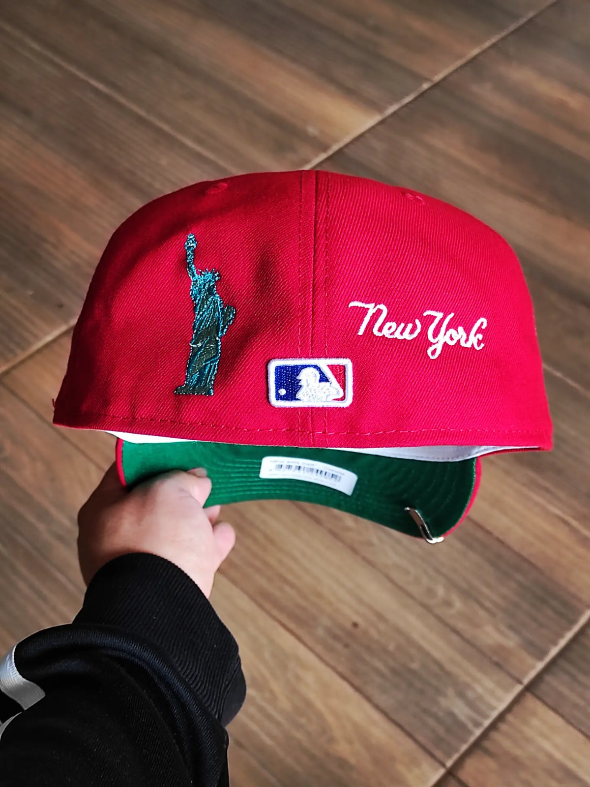 New Era New York Yankees 27x World Champions Metallic Pewter Red Prime Edition 59Fifty Fitted Hat
