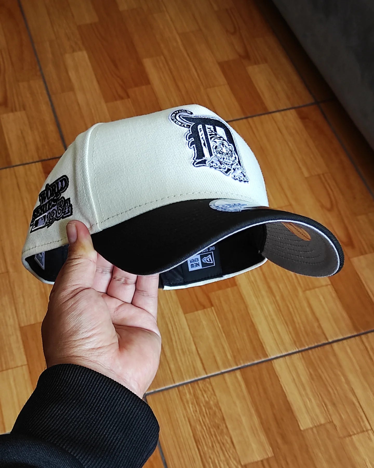 New Era Detroit Tigers  Chrome black  9 FORTY A-FRAME