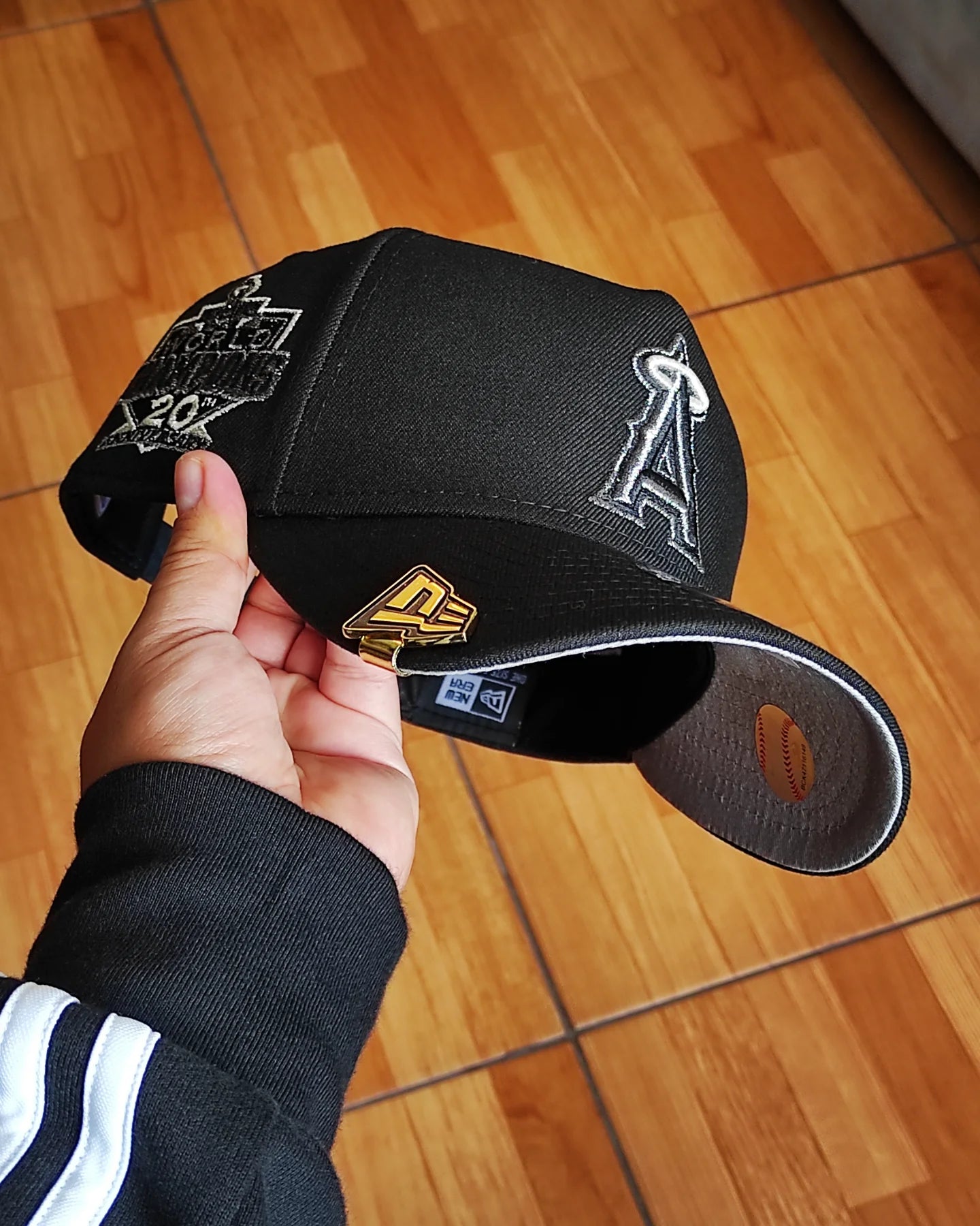 New Era Anaheim Angels 20th Anniversary Titanium líquido Edition 9Forty A Frame Snapback