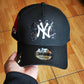 New Era New York Yankees Subway Series 2000 Black Prime Edition 9Forty A Frame Snapback glow 🔦 brilla en la oscuridad