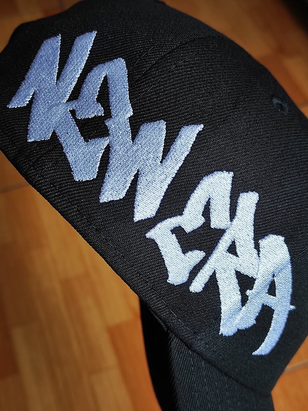 New Era Essential tagging black 9Forty A-Frame