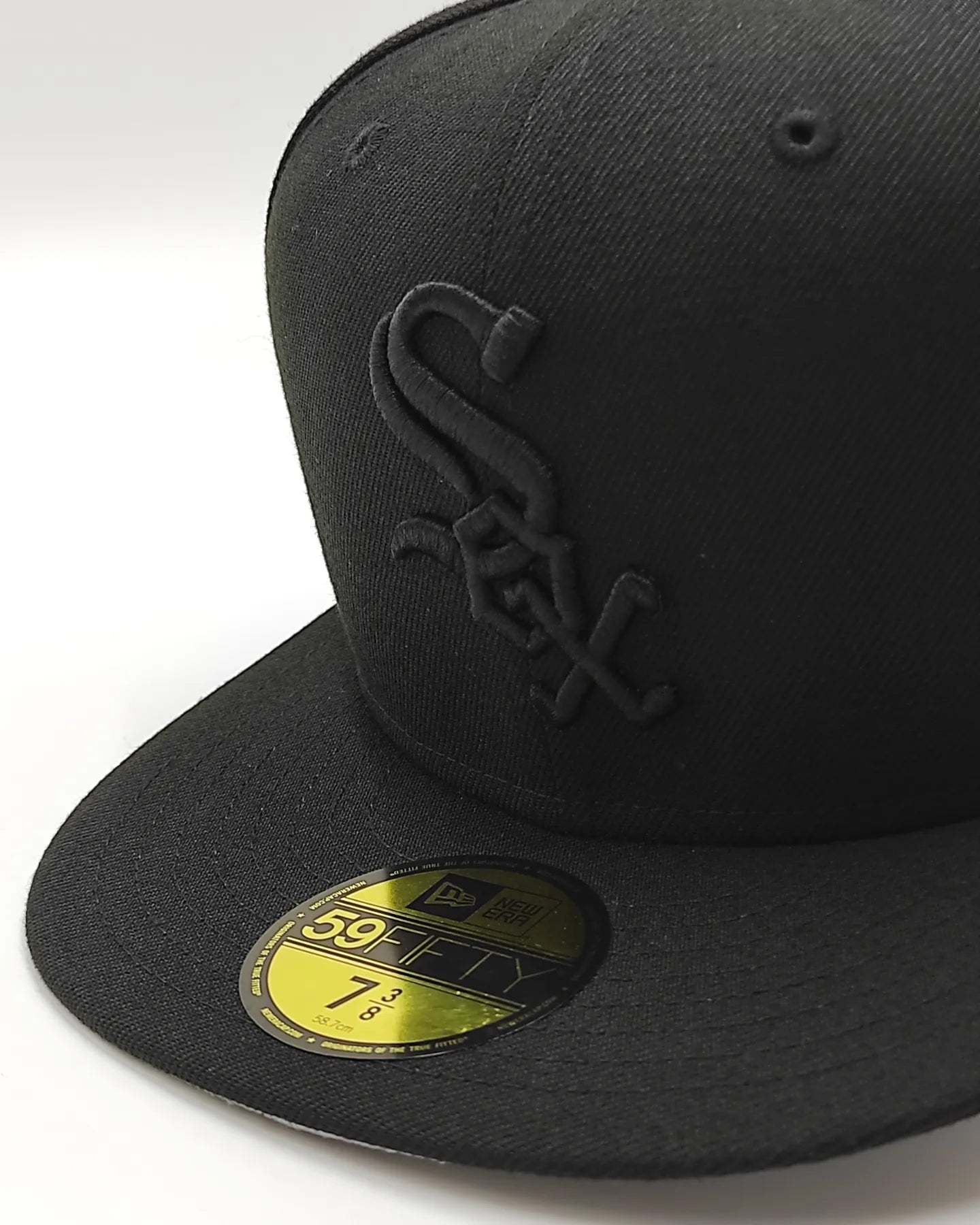 New Era Chicago White sox black on black