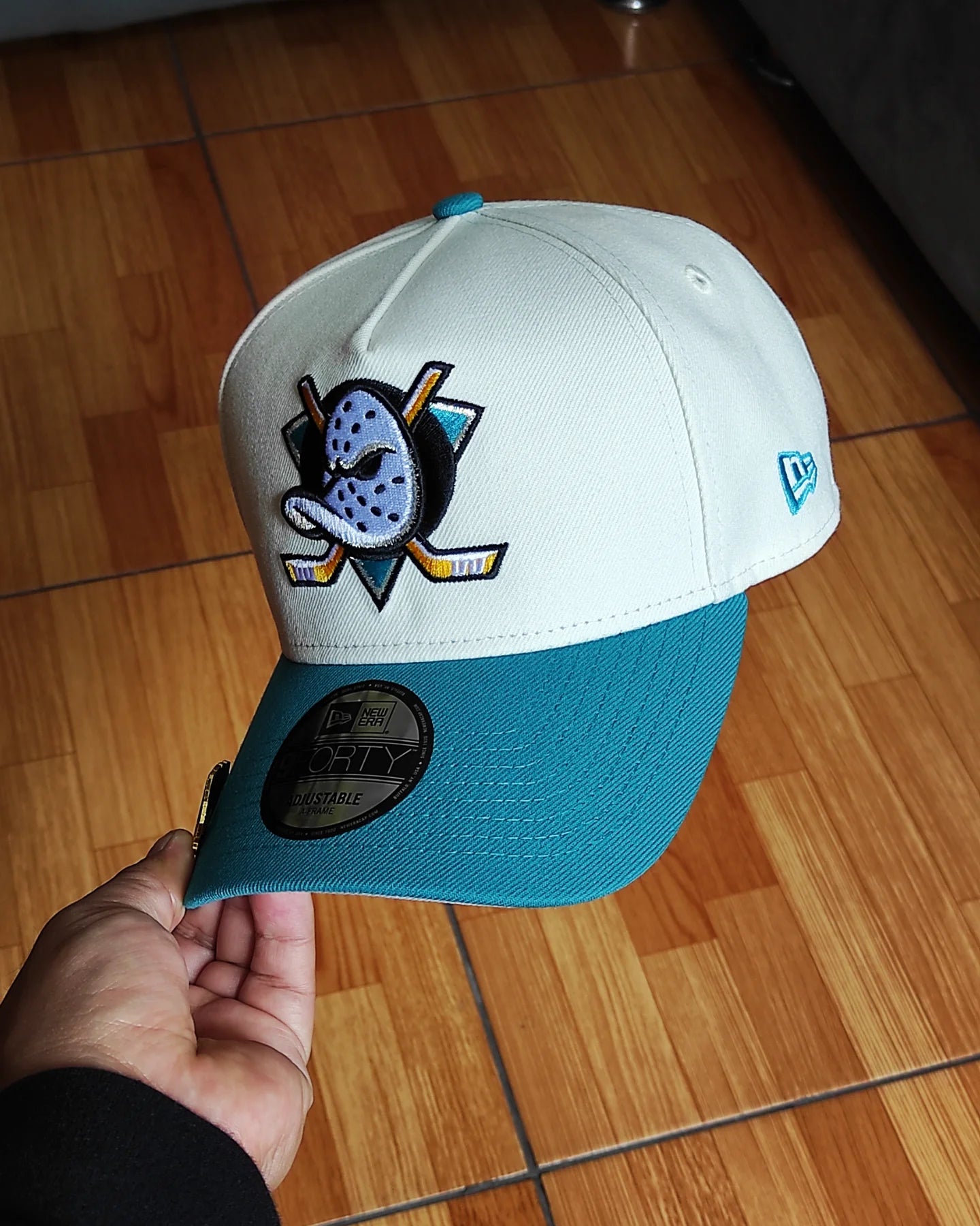 New Era Anaheim Ducks 10th aniversario Chrome aqua 🌊 two Tone 9 FORTY A-FRAME