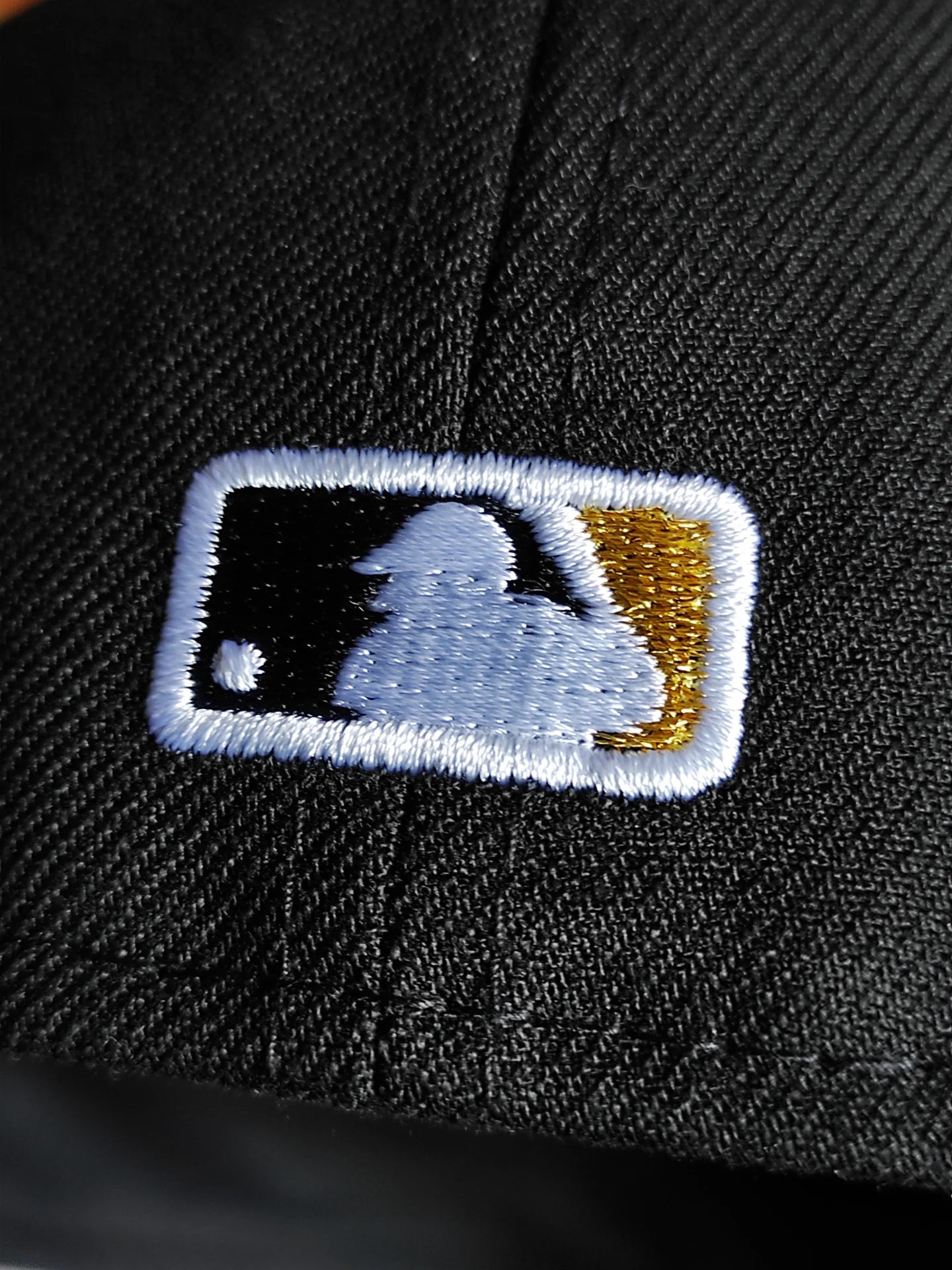New Era Los Angeles Dodgers SKULL 💀 Chrome Black edition 59fifty fitted