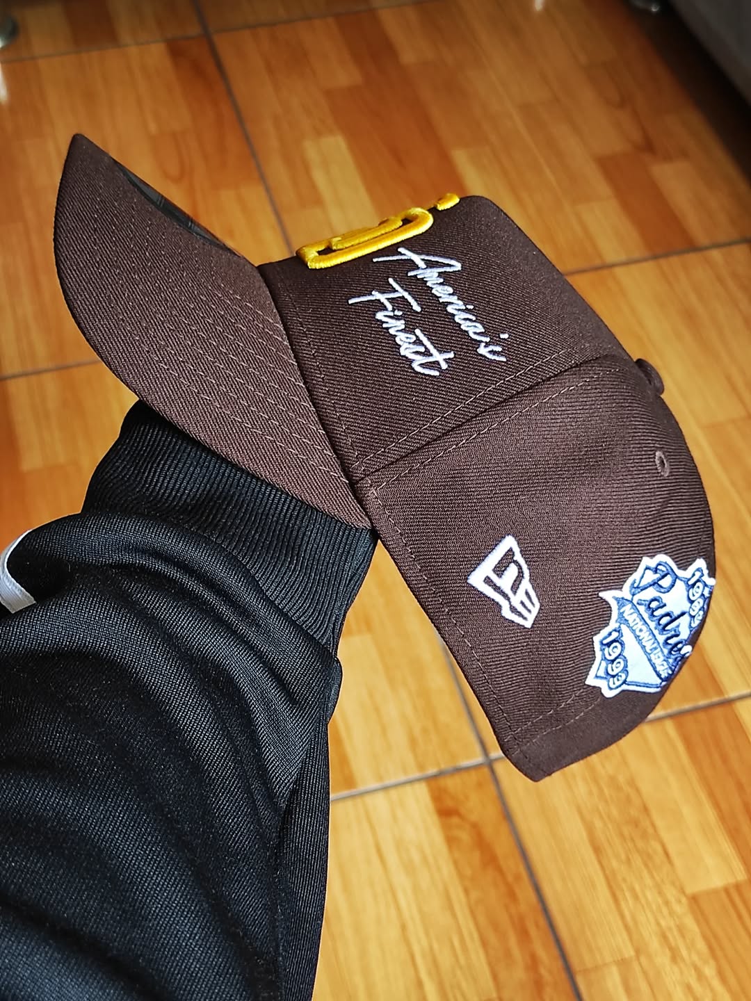 New Era San Diego Padres 'One ♥️' 9FORTY A-Frame Snapback