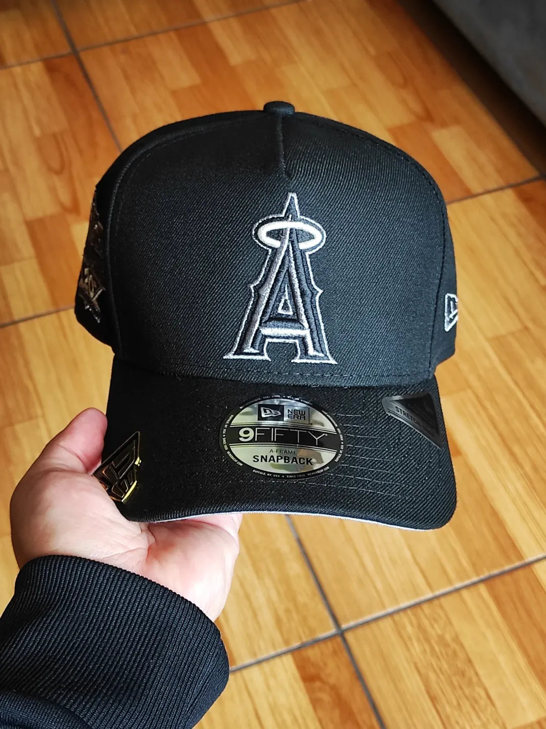New Era Anaheim Angels world champions 9FIFTY AFRAME Snapback