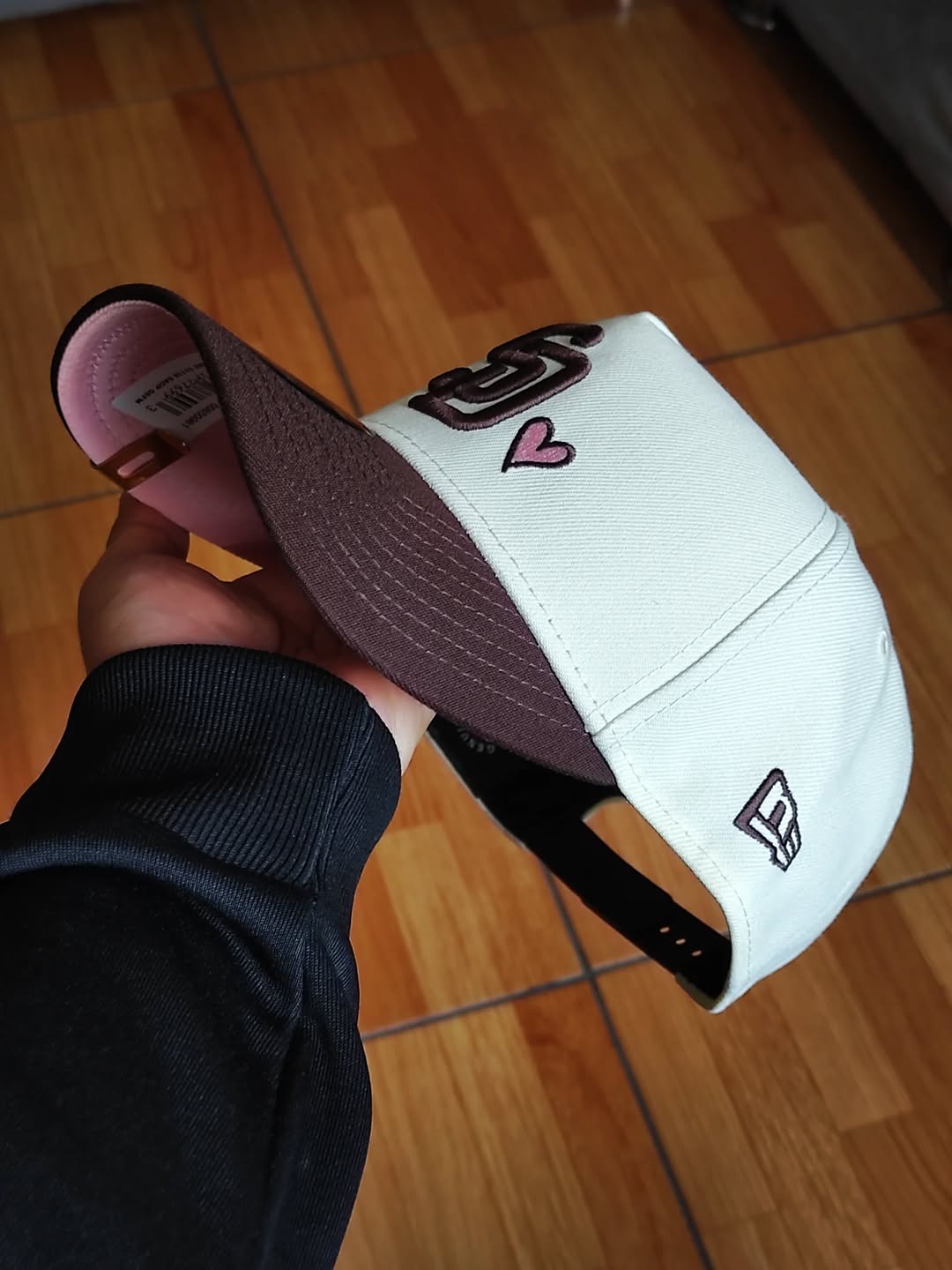 San Diego Padres 'Pink Satin Hearts Walnut' 9FORTY A-Frame Snapback