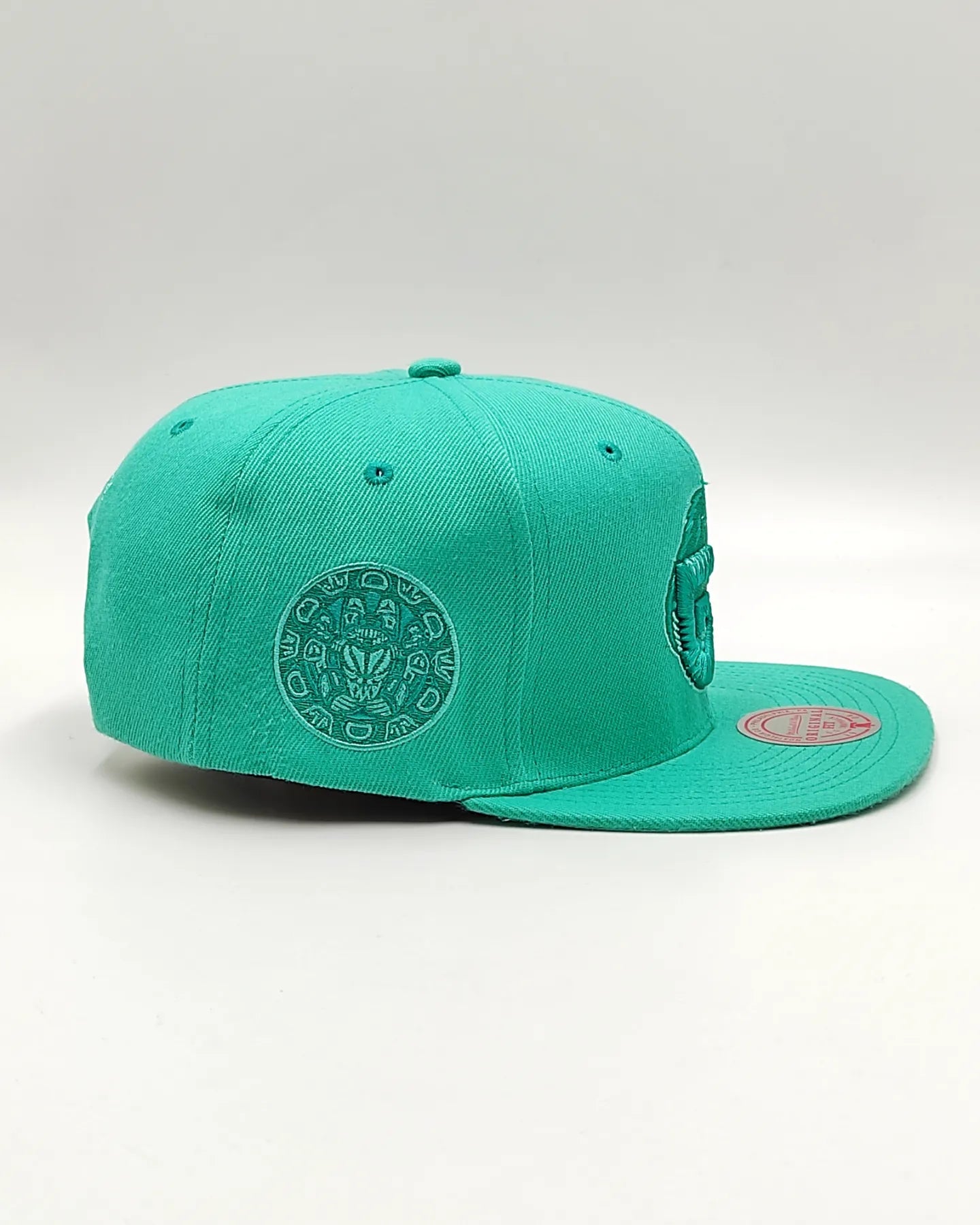 Mitchell & Ness Memphies Grizzlies Monochrome Original Fit Snapback teal