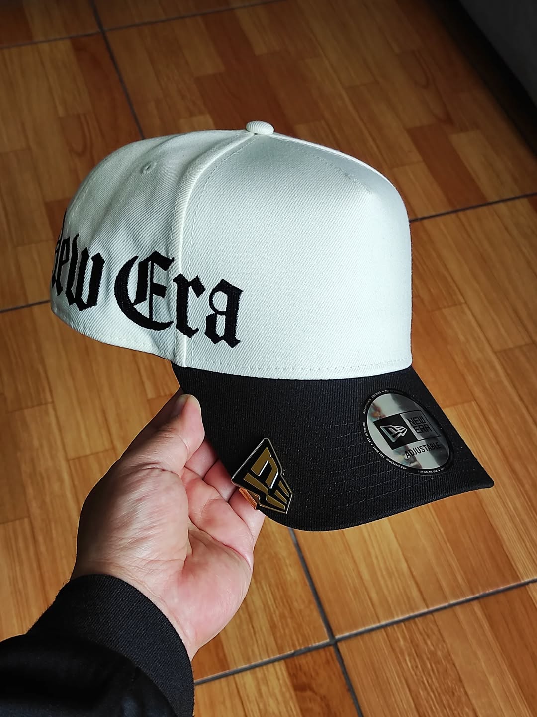 Gorra New Era Japan🇯🇵 Essential Ajustable A-frame chrome negra