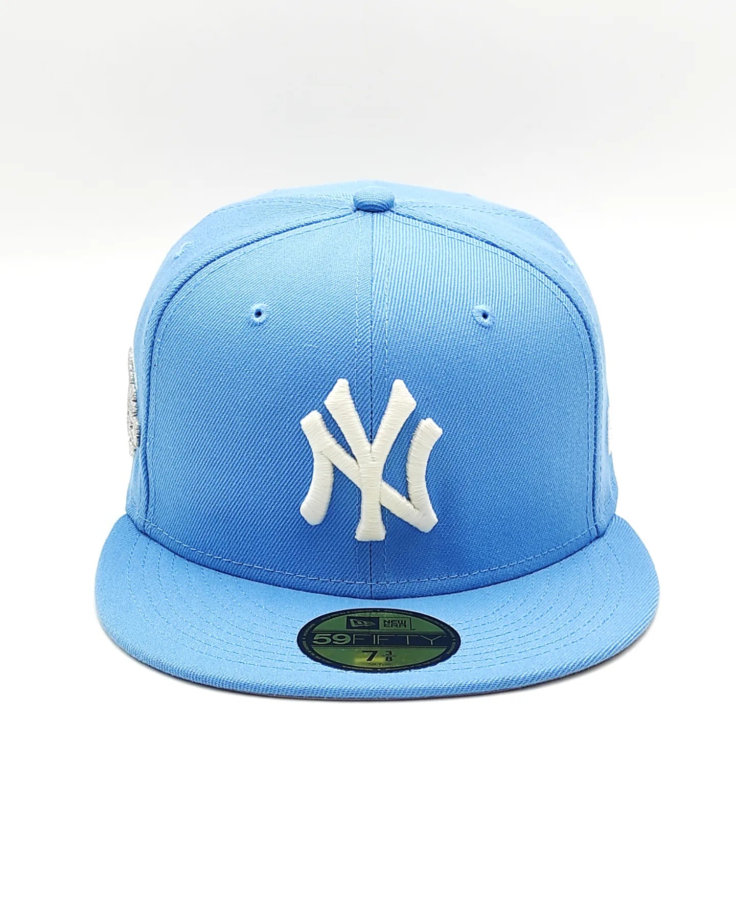 New York Yankees 100 anniversary new era 59fifty fitted - sky blue, white, silver - brilla en la oscuridad