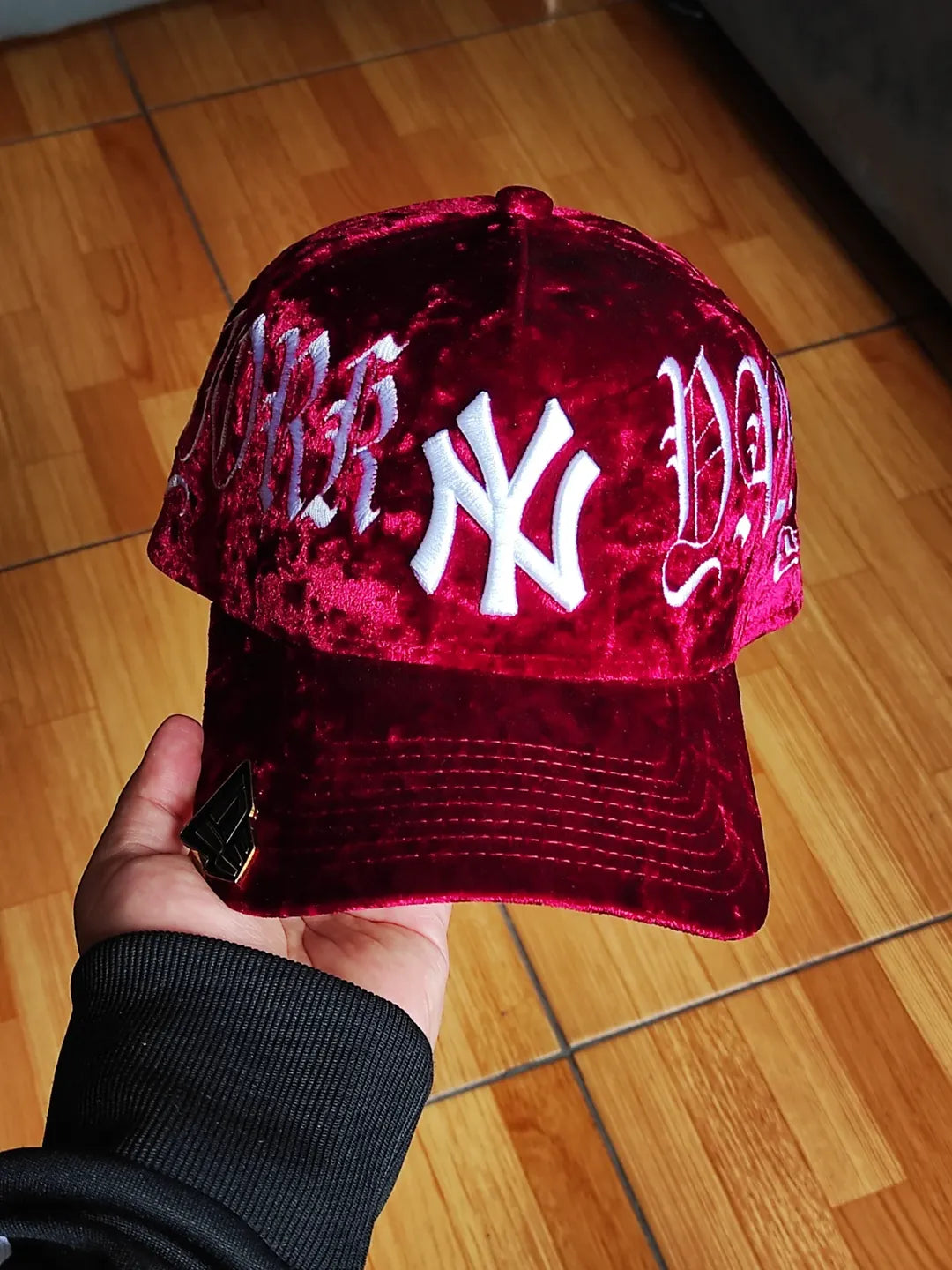 New Era New York Yankees' Velvet' 9FORTY A-Frame Snapback