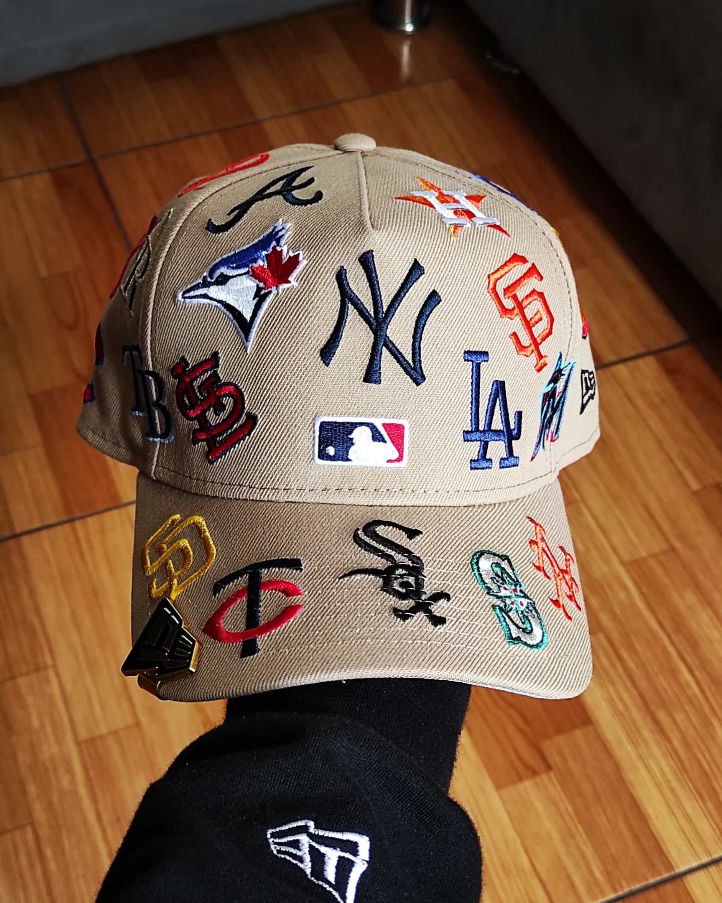 New Era MLB 'All Over' 9FORTY A-Frame Snapback