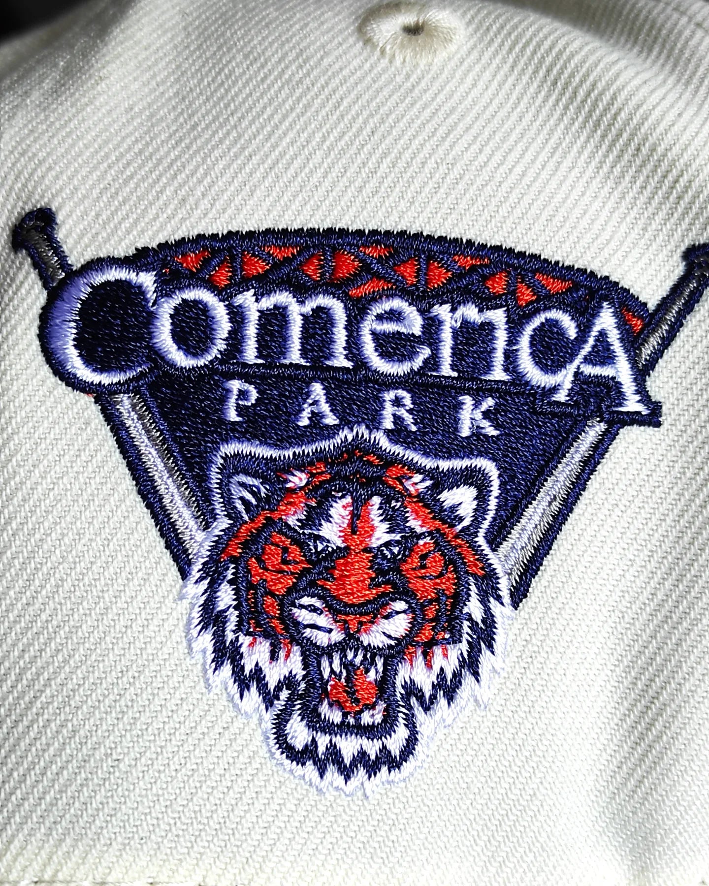 New Era Detroit Tigers comerica park tow tone Chrome baby  9forty A-FRAME