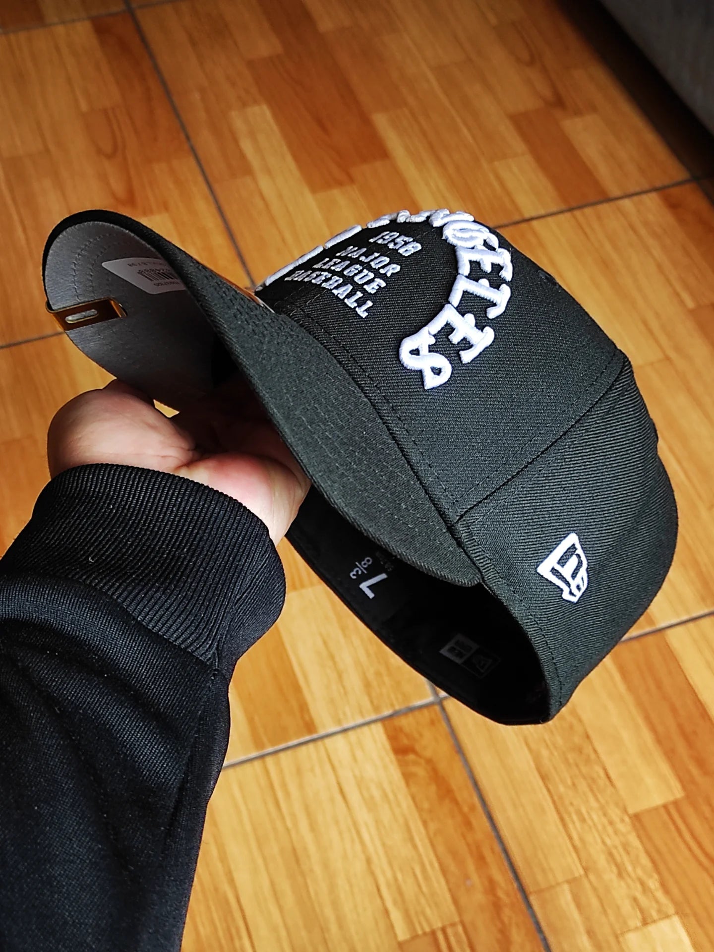 New Era Los Angeles Dodgers SKULL 💀 Chrome Black edition 59fifty fitted