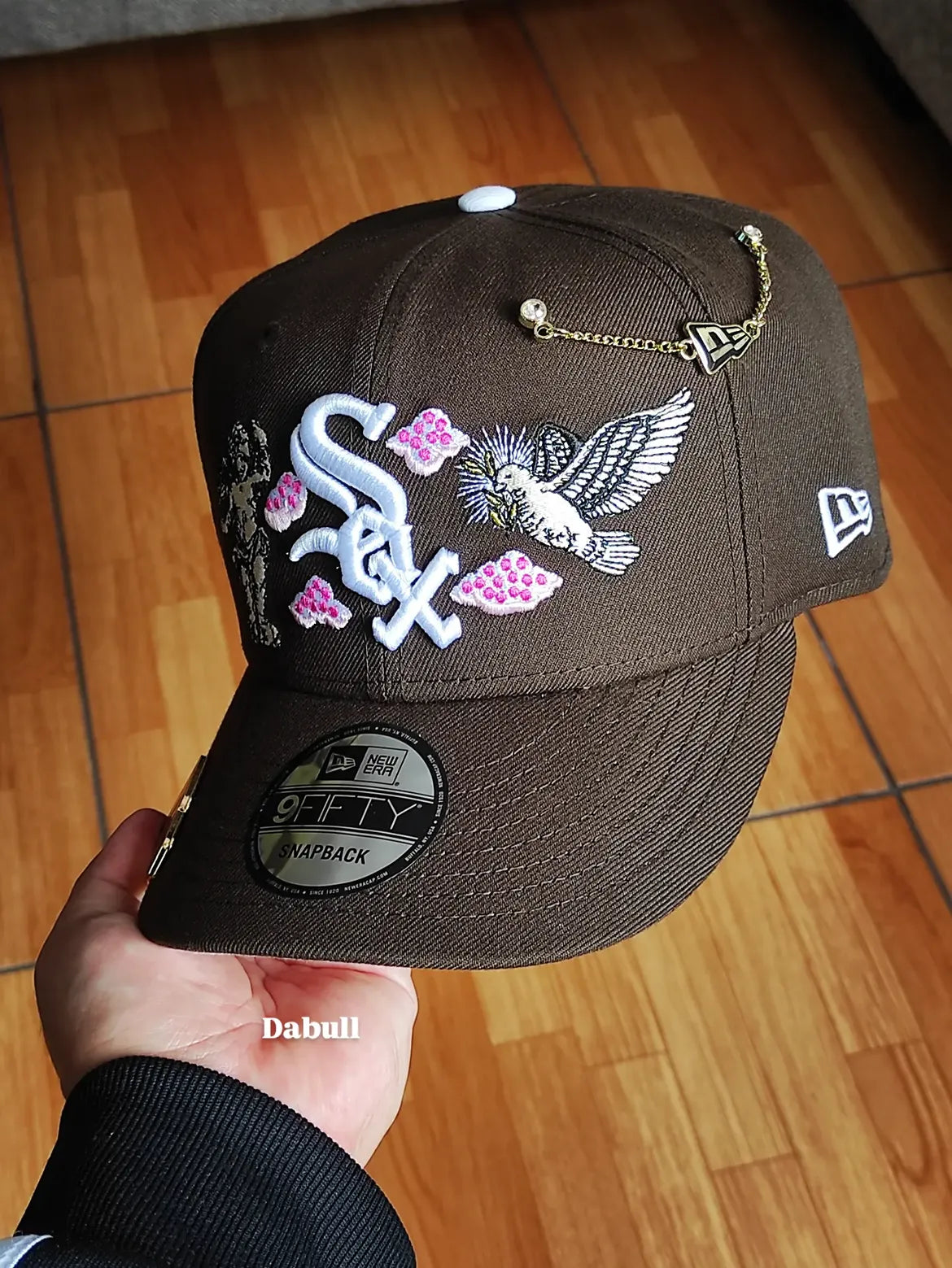 New Era Exclusiva 9FIFTY Marron Chicago White Sox  All Star Game side patch uv pink