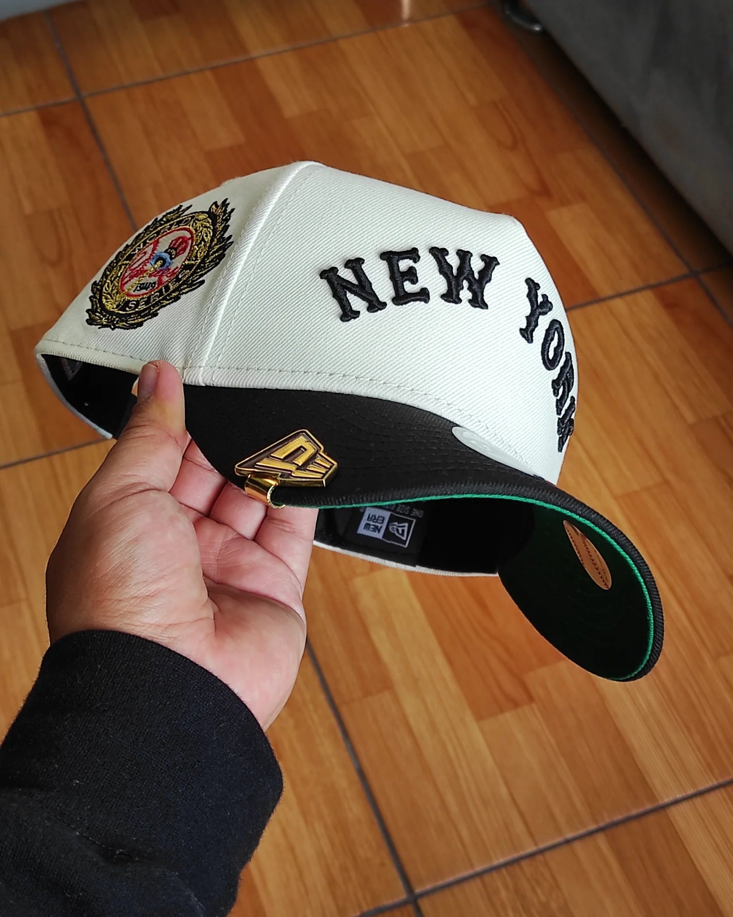 New Era New York Yankees World Series 1949 Chrome Prime Two Tone Edition 9Forty A Frame Snapback Hat