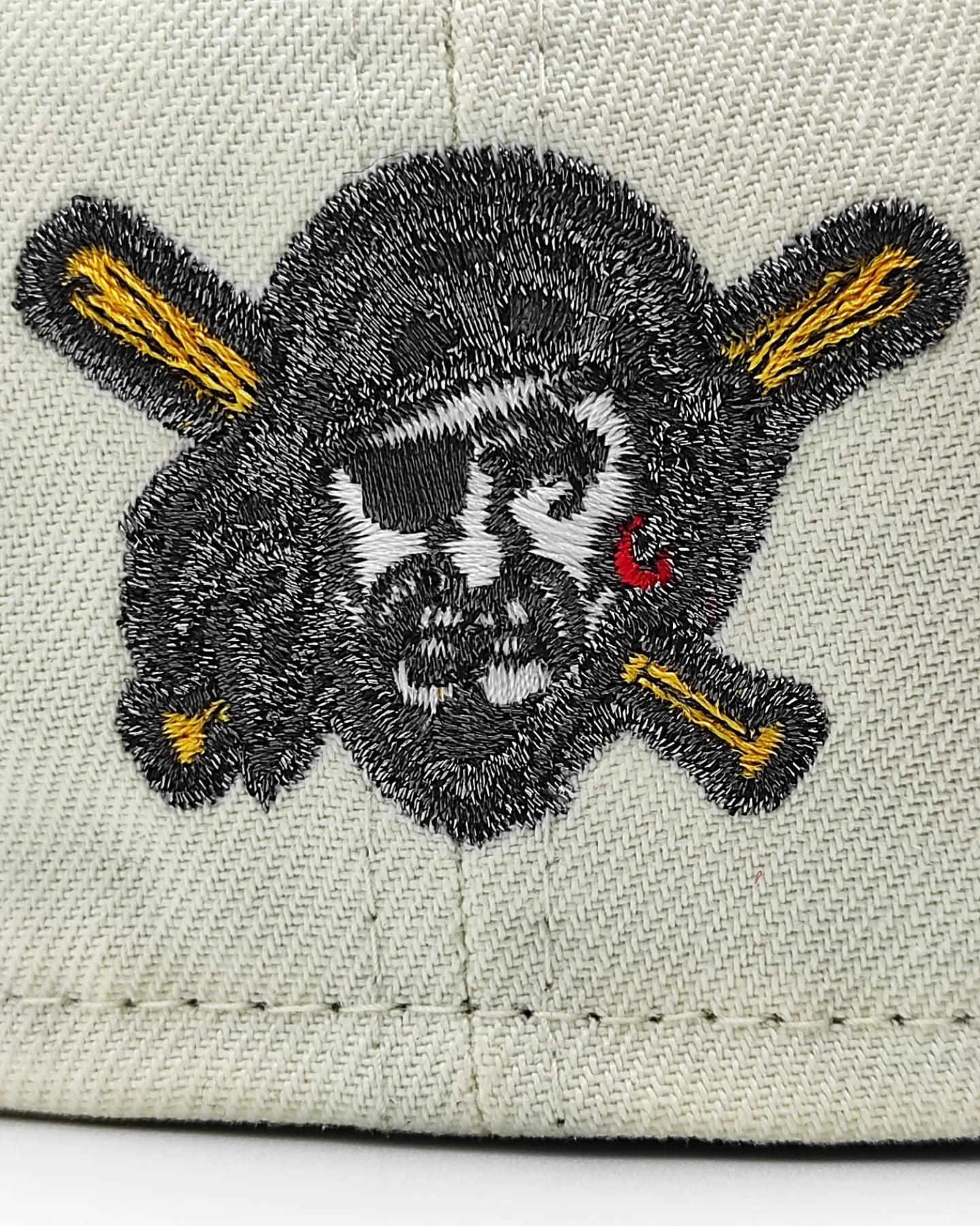 Off White Pittsburgh Pirates Black Visor Gray Bottom Three Rivers Stadium Side Patch New Era 59Fifty Fitted
