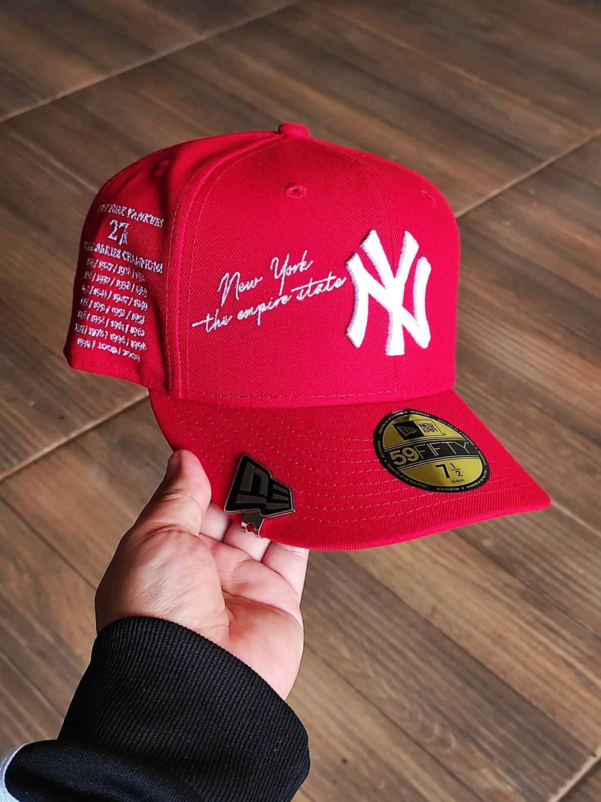 New Era New York Yankees 27x World Champions Metallic Pewter Red Prime Edition 59Fifty Fitted Hat