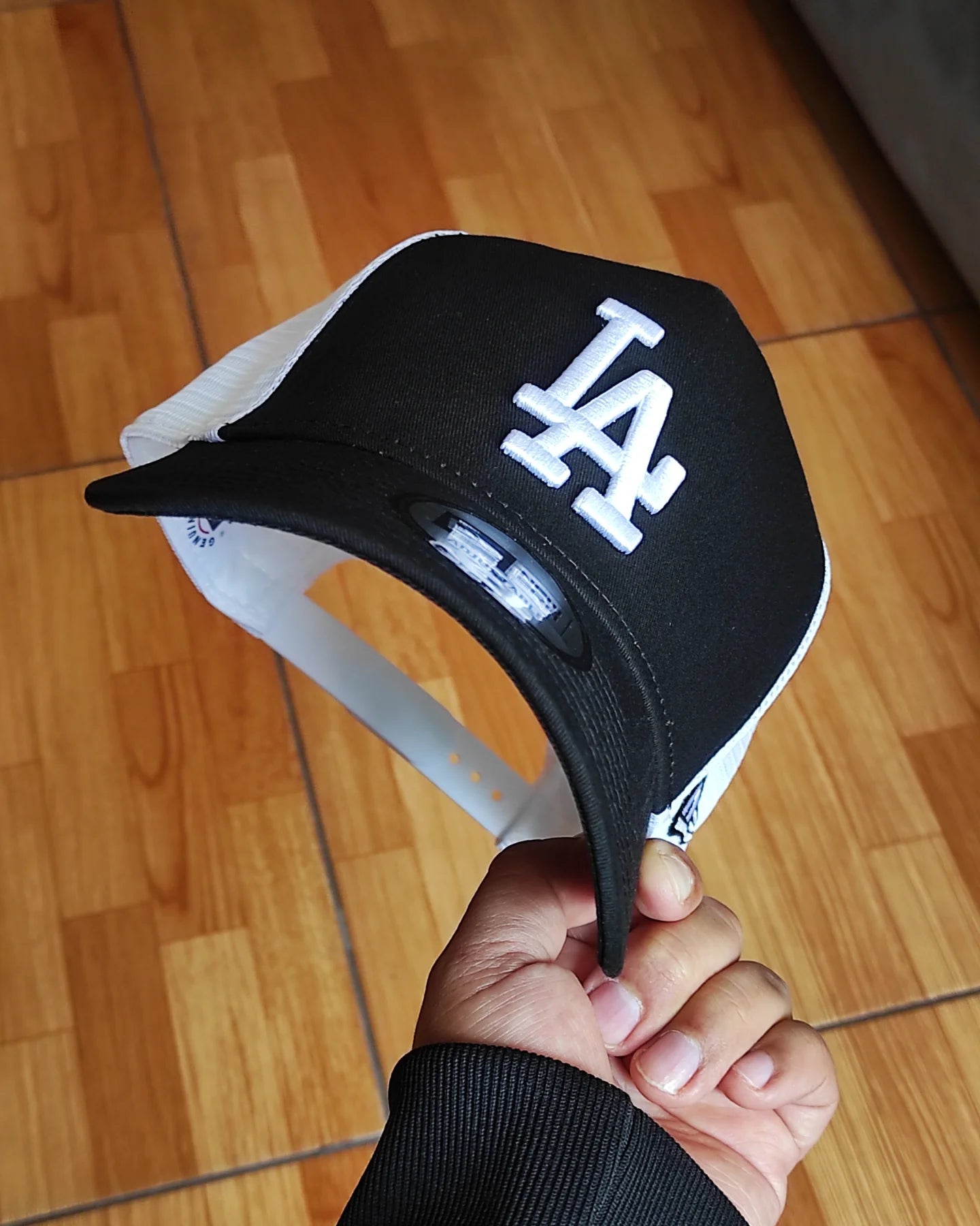 New Era Los Angeles Dodgers black white Trucker a-frame