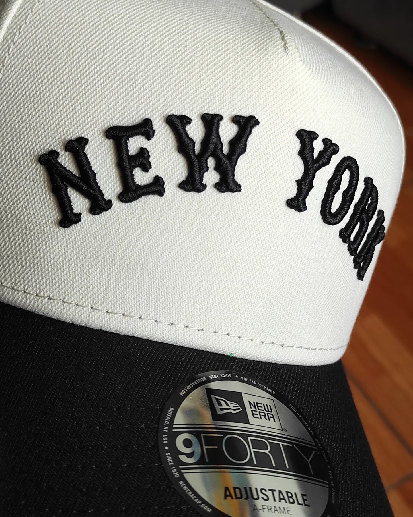 New Era New York Yankees World Series 1949 Chrome Prime Two Tone Edition 9Forty A Frame Snapback Hat