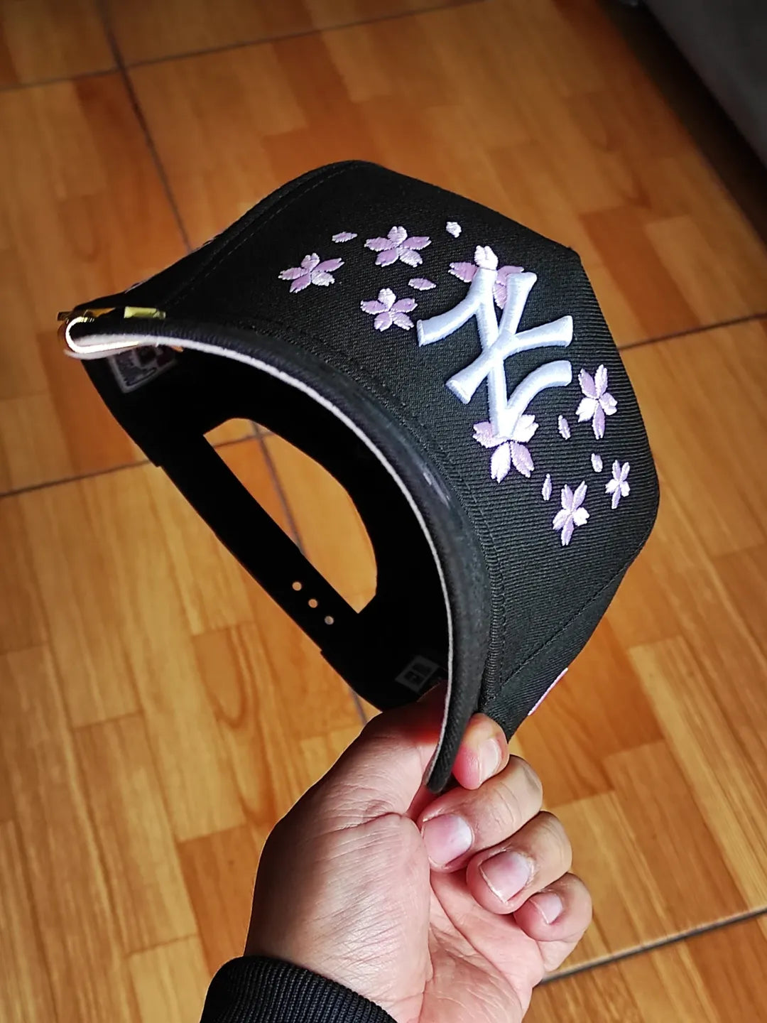 New Era New York Yankees world series cherry Blossom🌸  BLACK 9forty a frame