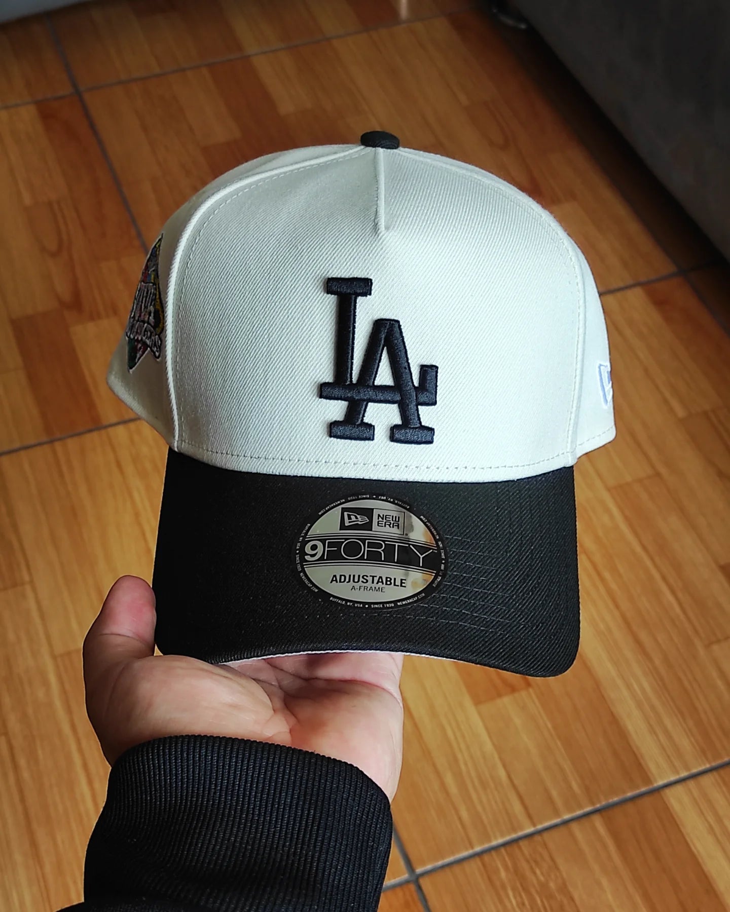 New Era Los Angeles Dodgers Chrome black  9 FORTY A-FRAME