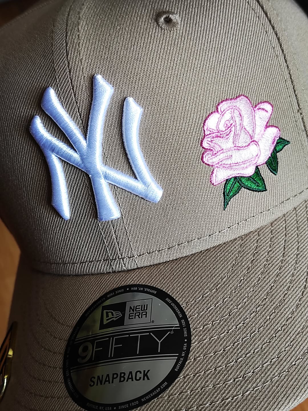 New Era New York Yankees World Series 1999 Camel 9Fifty Snapback Hat