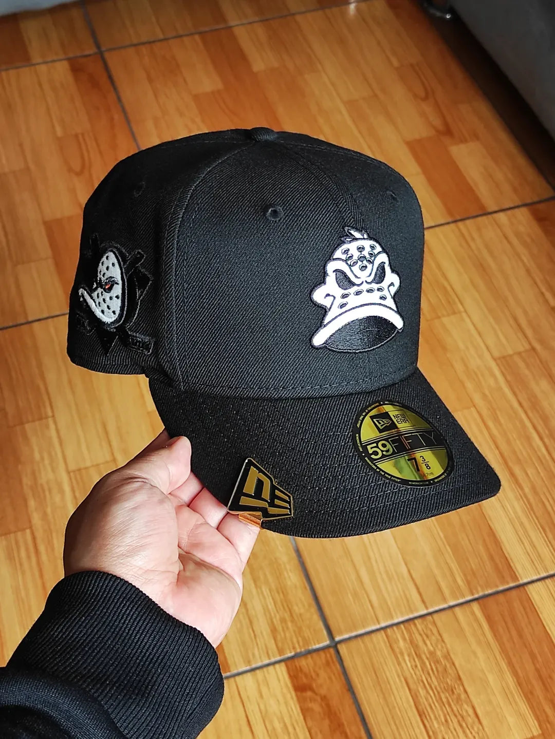 New Era Anaheim Ducks Blackout Glow Wool Edition 59Fifty Fitted Hat