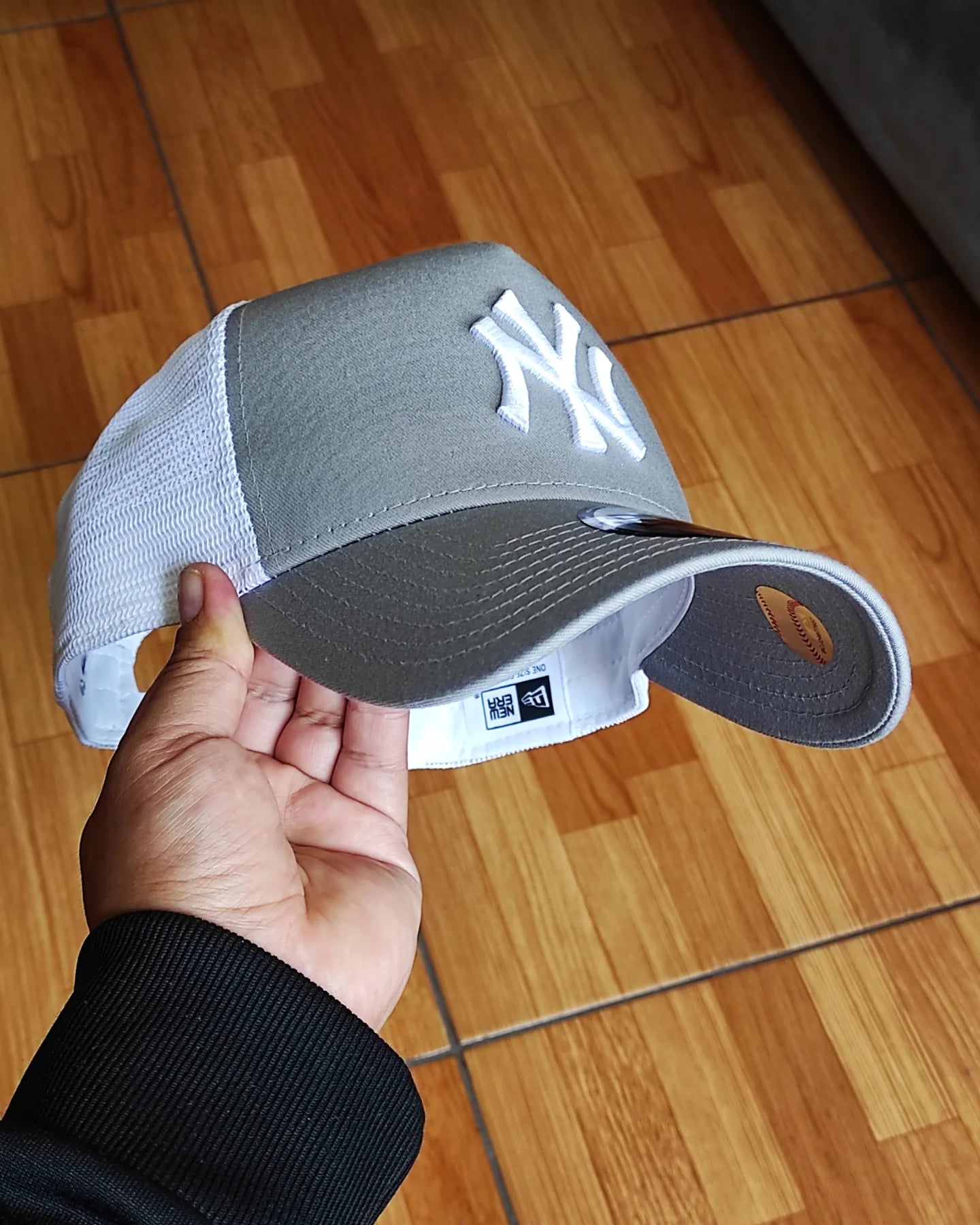 New Era Los New York Yankees plomo white Trucker a-frame