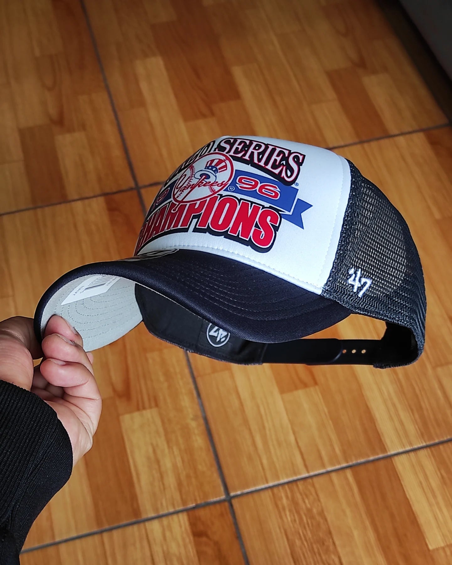 47Brand New York Yankees  world series Navy foam Trucker Snapback