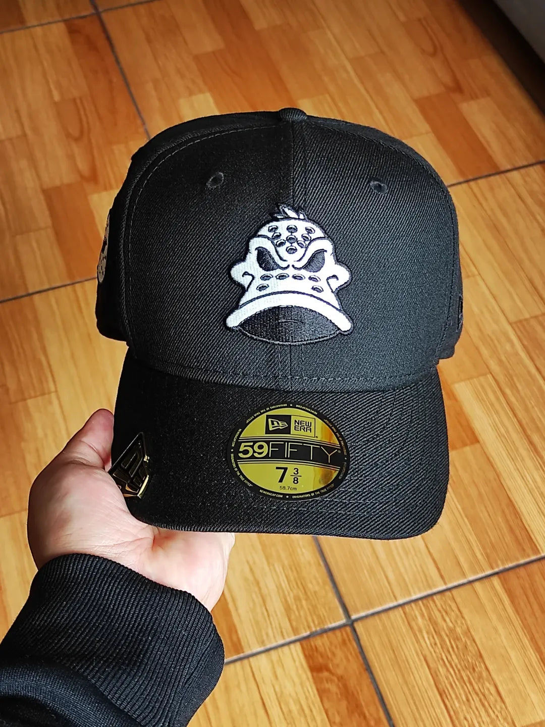 New Era Anaheim Ducks Blackout Glow Wool Edition 59Fifty Fitted Hat
