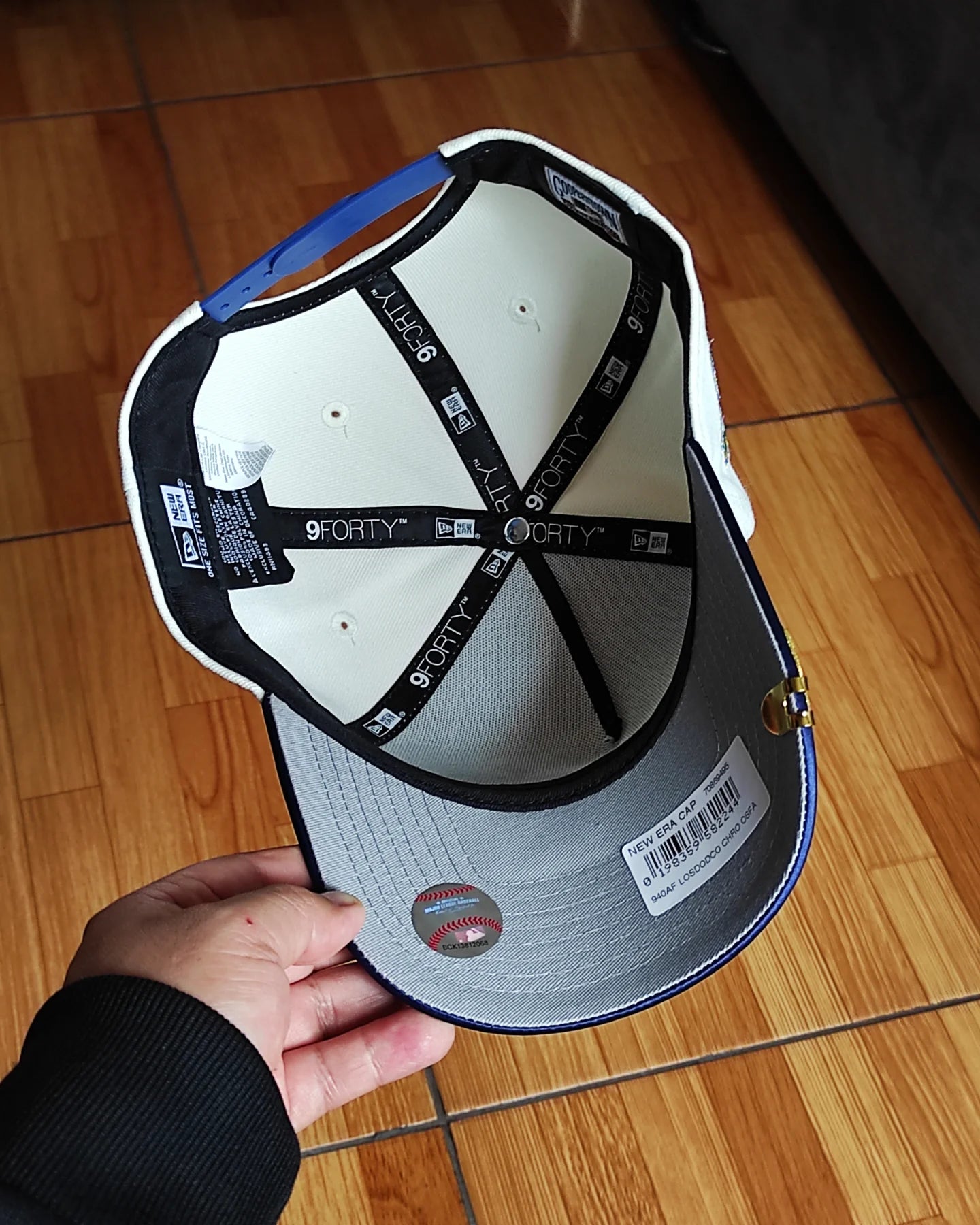 New Era Los Angeles Dodgers Chrome víscera Satinada Two Tone A Frame 9Forty Snapback Hat